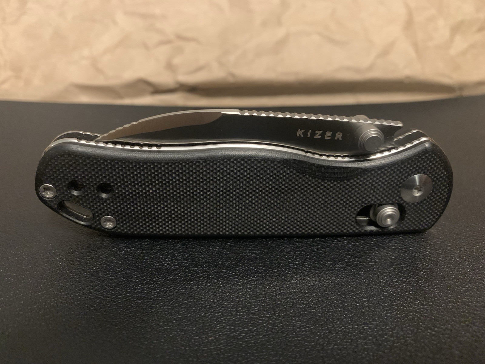Kizer Drop Bear 2 V3619.2KD1 AEB-L 2.84” Blade Black G10 Clutch Lock Knife