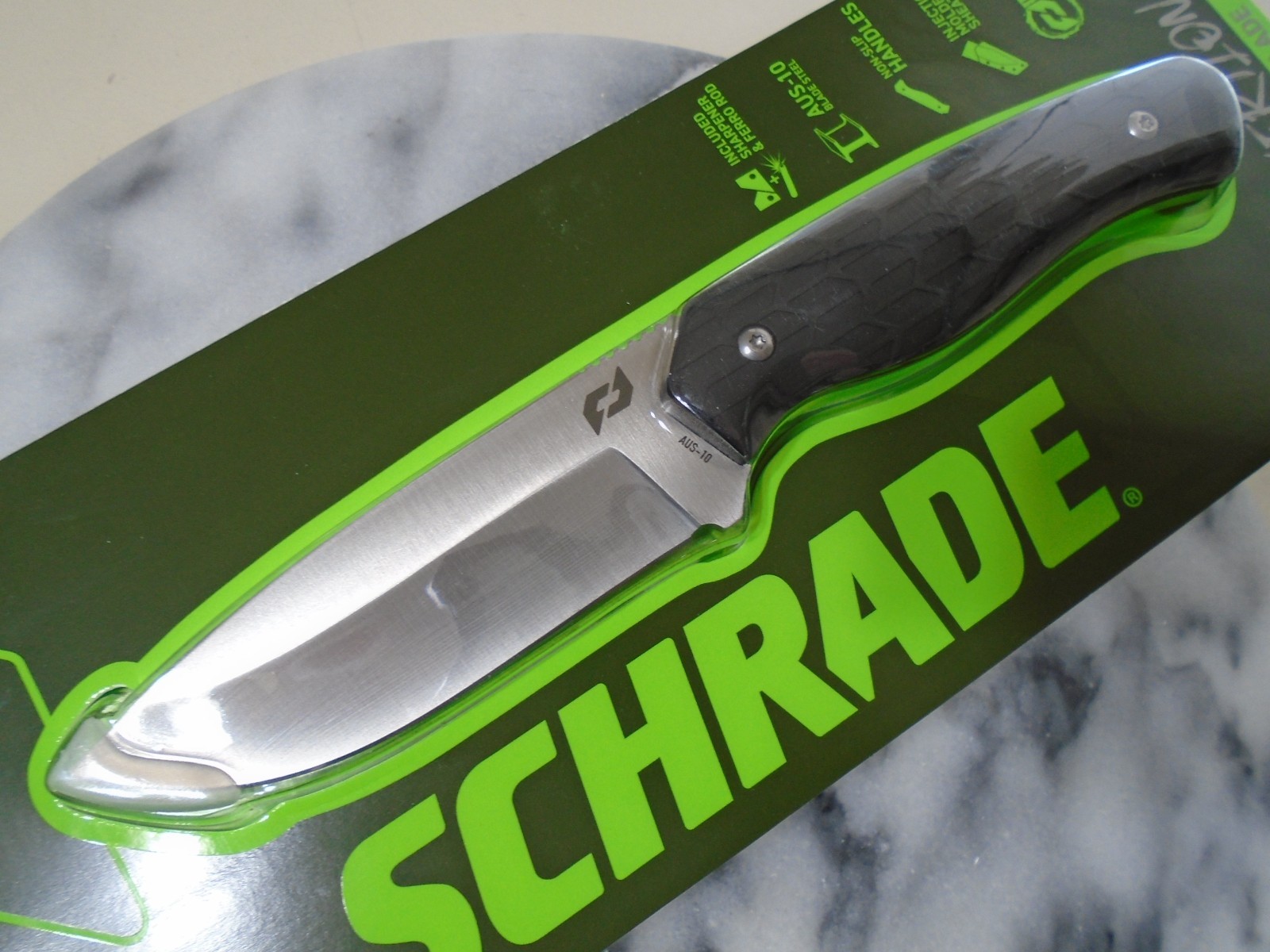 Schrade Exertion Full Tang Fixed Blade Survival Knife Ferro Sharpener Aus-10A
