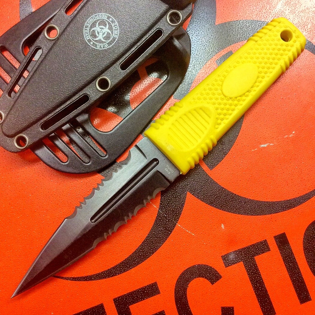 7.75″ Zomb-War Yellow Boot Hunting Knife with Sheath