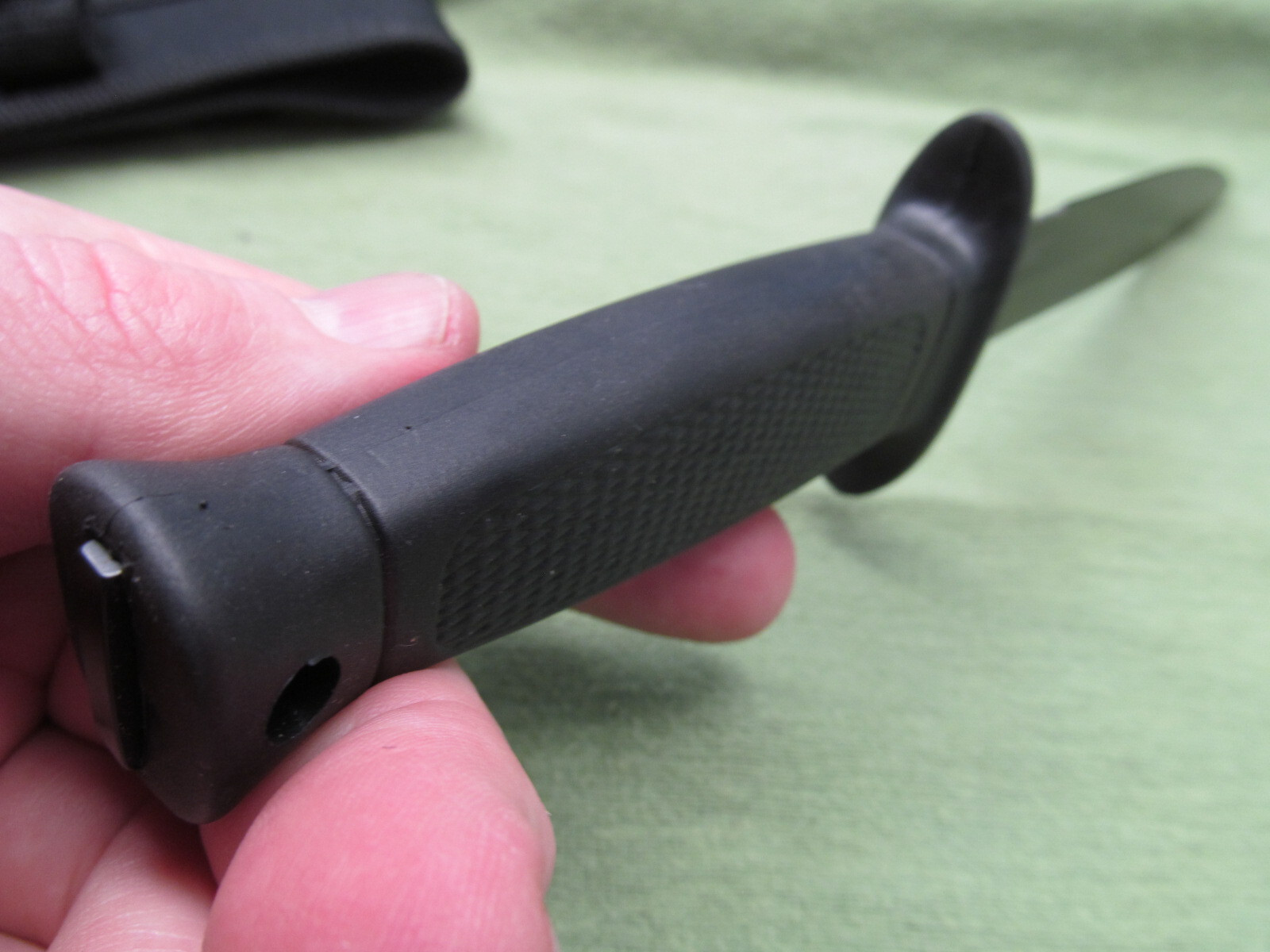 Takedown Branded 10″ Long Spear Point Fixed Blade Knife w/Rubber Handle & Sheath