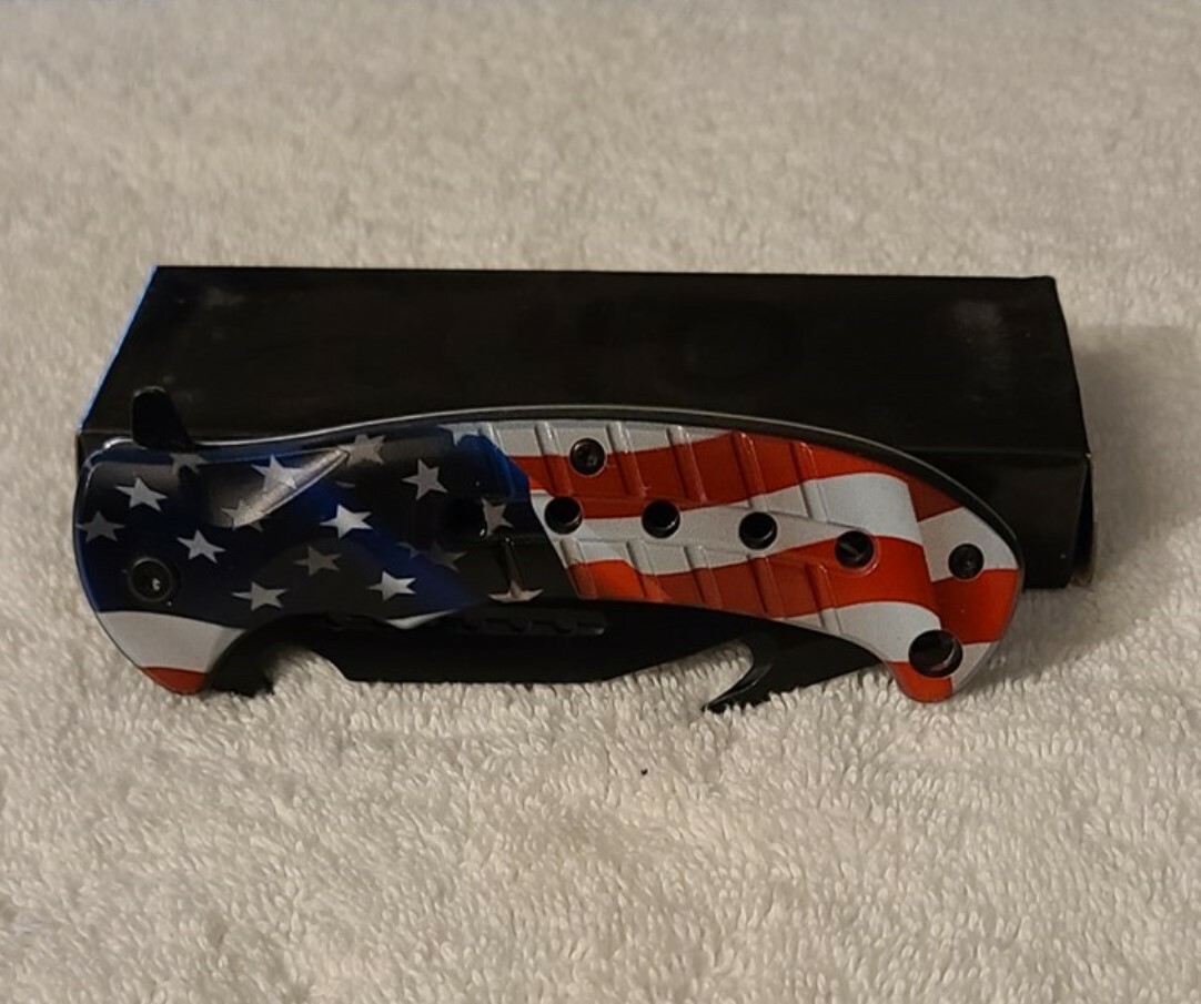 AMERICAN FLAG UNITED STATES USA SPRING ASSISTED KNIFE WITH BELT CLIP