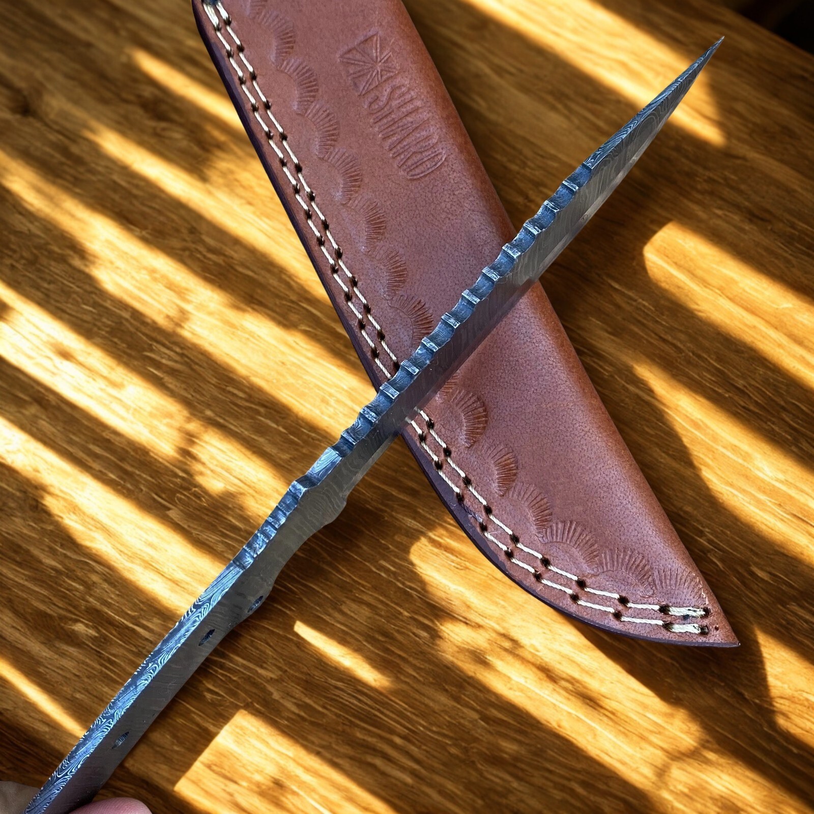 Hand Forged Damascus Blade Blank Tracker Hunting Knife DIY Full Tang with Sheath