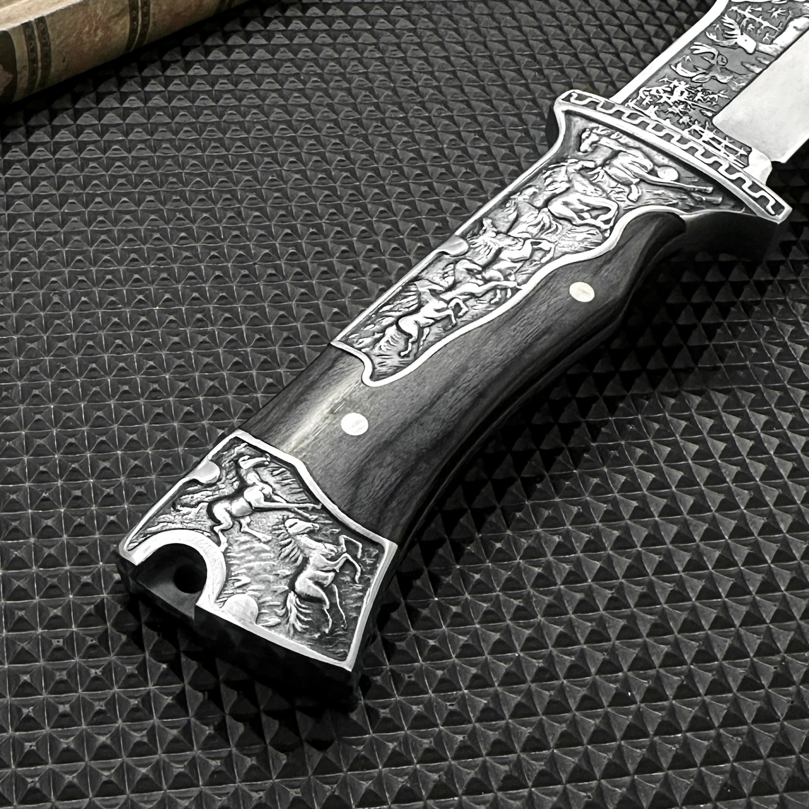 12Inch Fixed Blade Knife Comfort Grip Deer Embossed Design Nylon Sheath Included