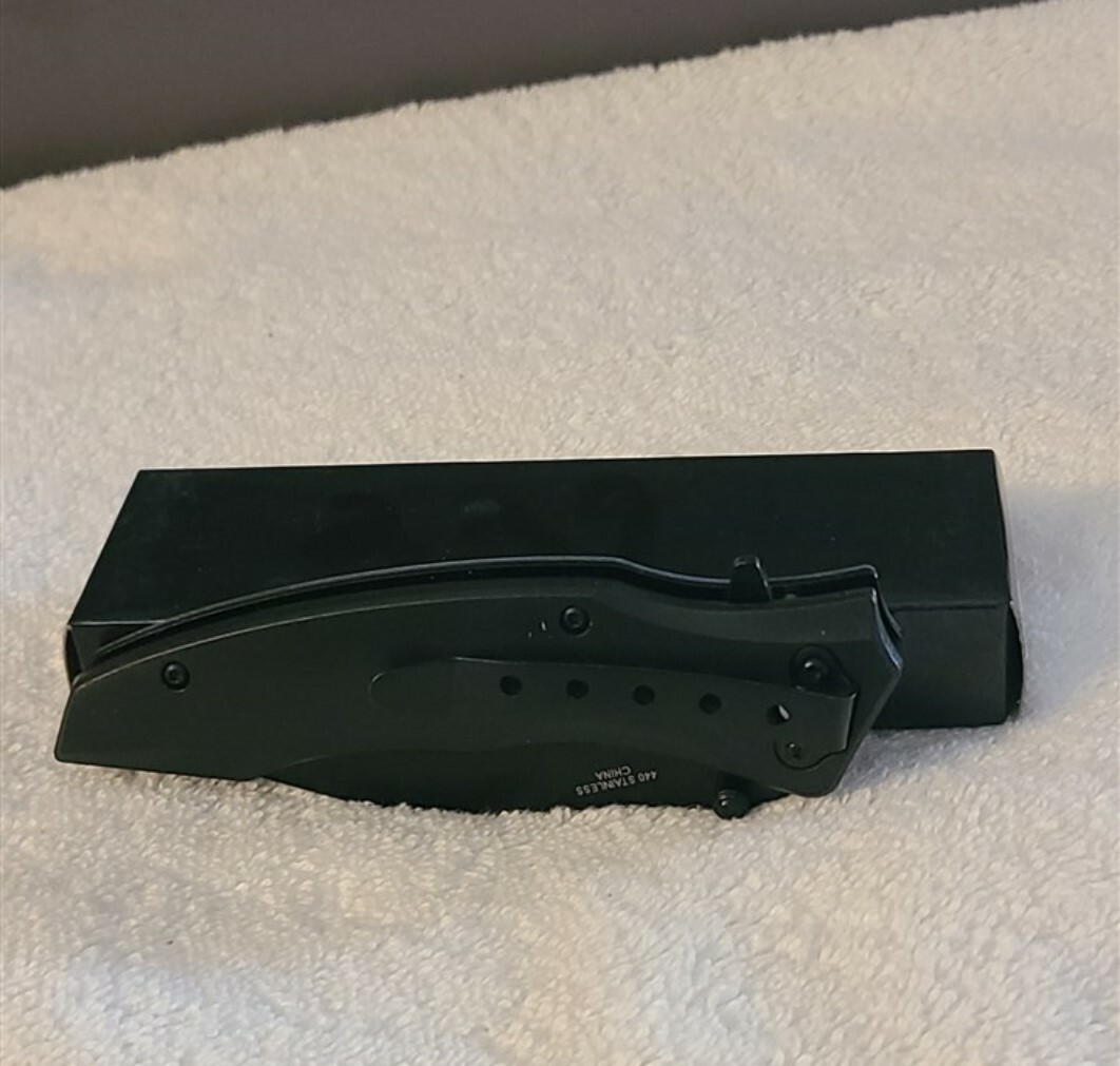 AMERICAN FLAG USA UNITED STATES SPRING ASSISTED KNIFE WITH BELT CLIP