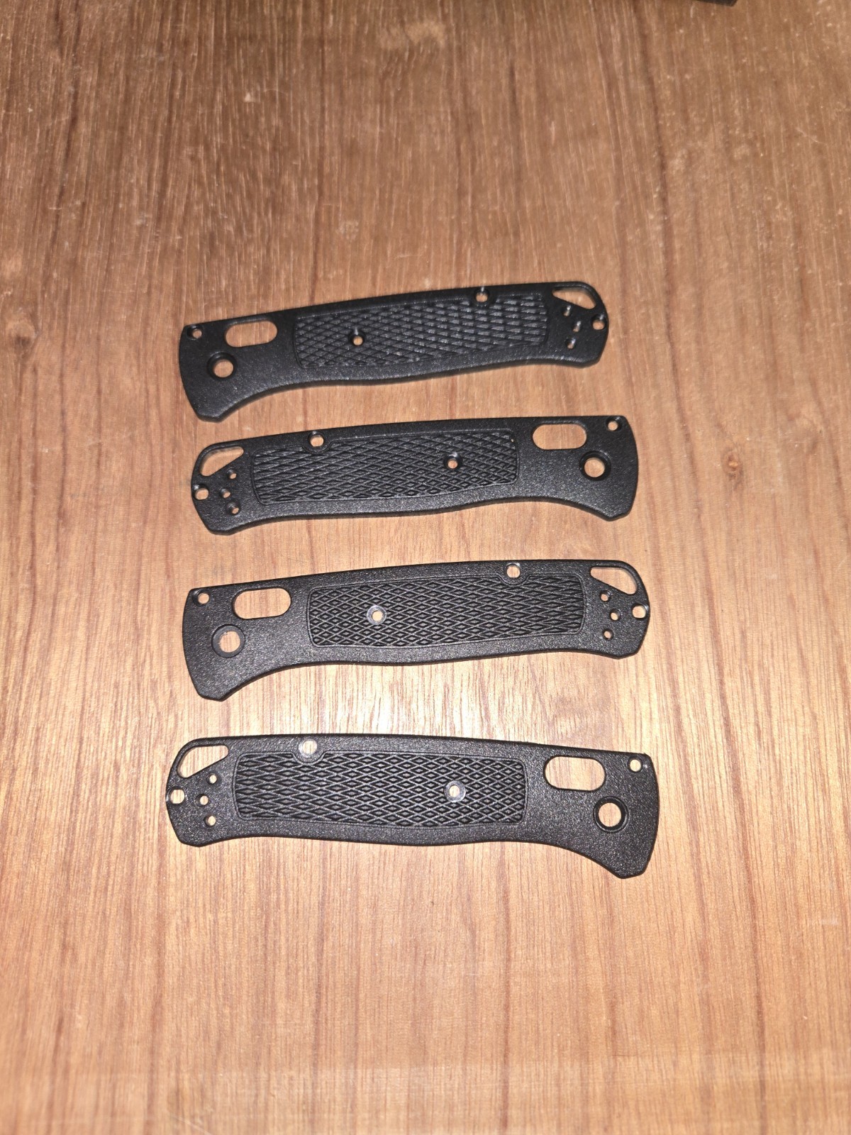 Benchmade 535 Bugout CF Elite SCALES (Carbon Fiber Elite) -Brand New