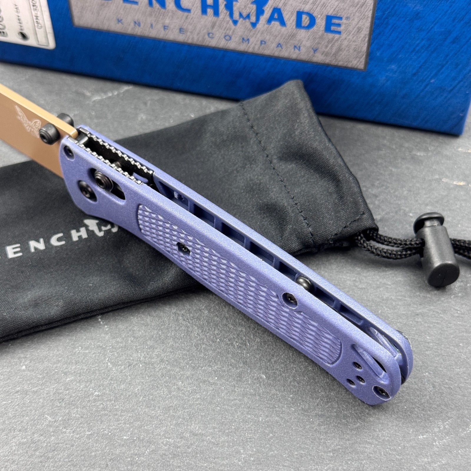 Benchmade Bugout 535FE-05 CPM-S30V Folding Knife Crater Blue Grivory Handle