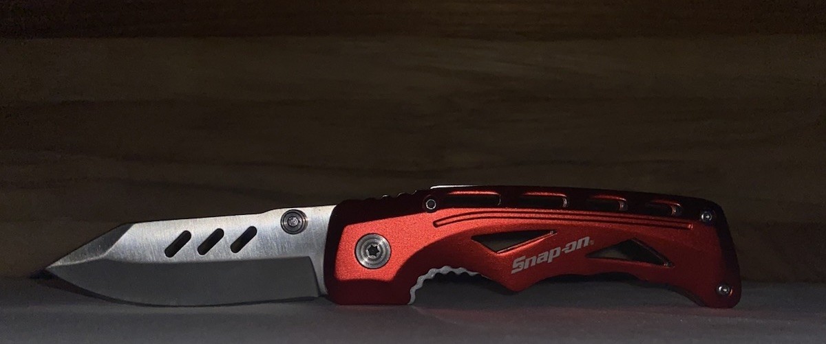Snap-on Red Anodized Handle Pocket Knife 2.75in BladeRange Stainless Steel Blade