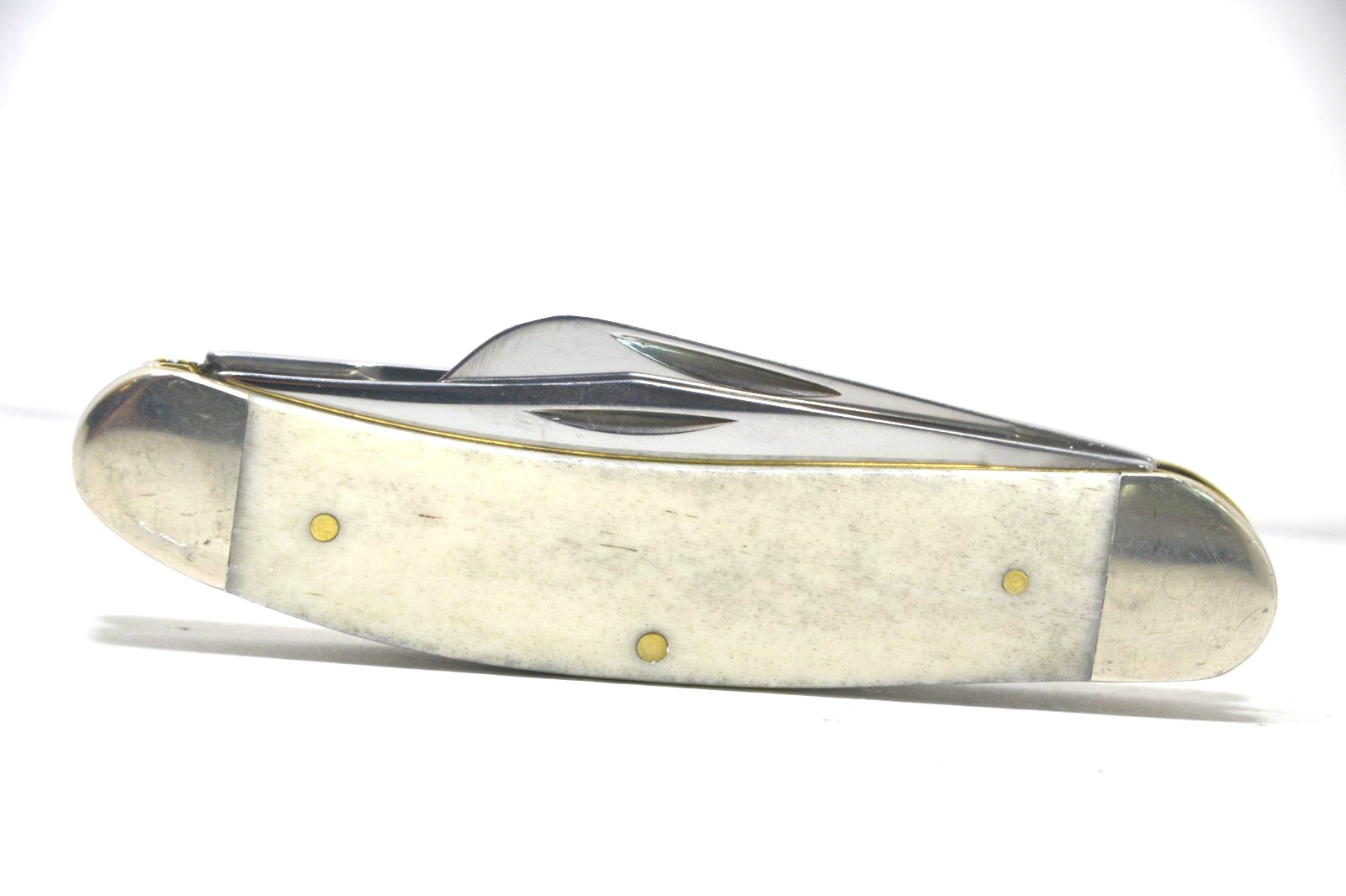 Case XX TB6339 Tony Bose Natural Smooth Bone Pocketknife 2025, serrated edge