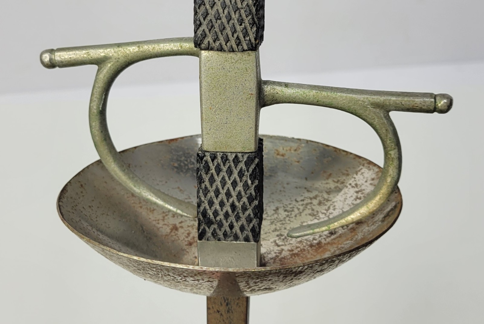 Pair Vintage 1950s Decorative Spanish Toledo 43” Fencing Sword Foil Rapier
