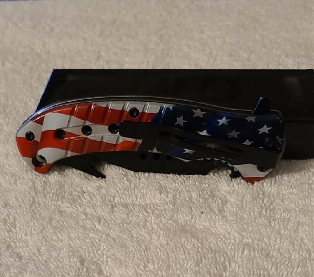 AMERICAN FLAG UNITED STATES USA SPRING ASSISTED KNIFE WITH BELT CLIP