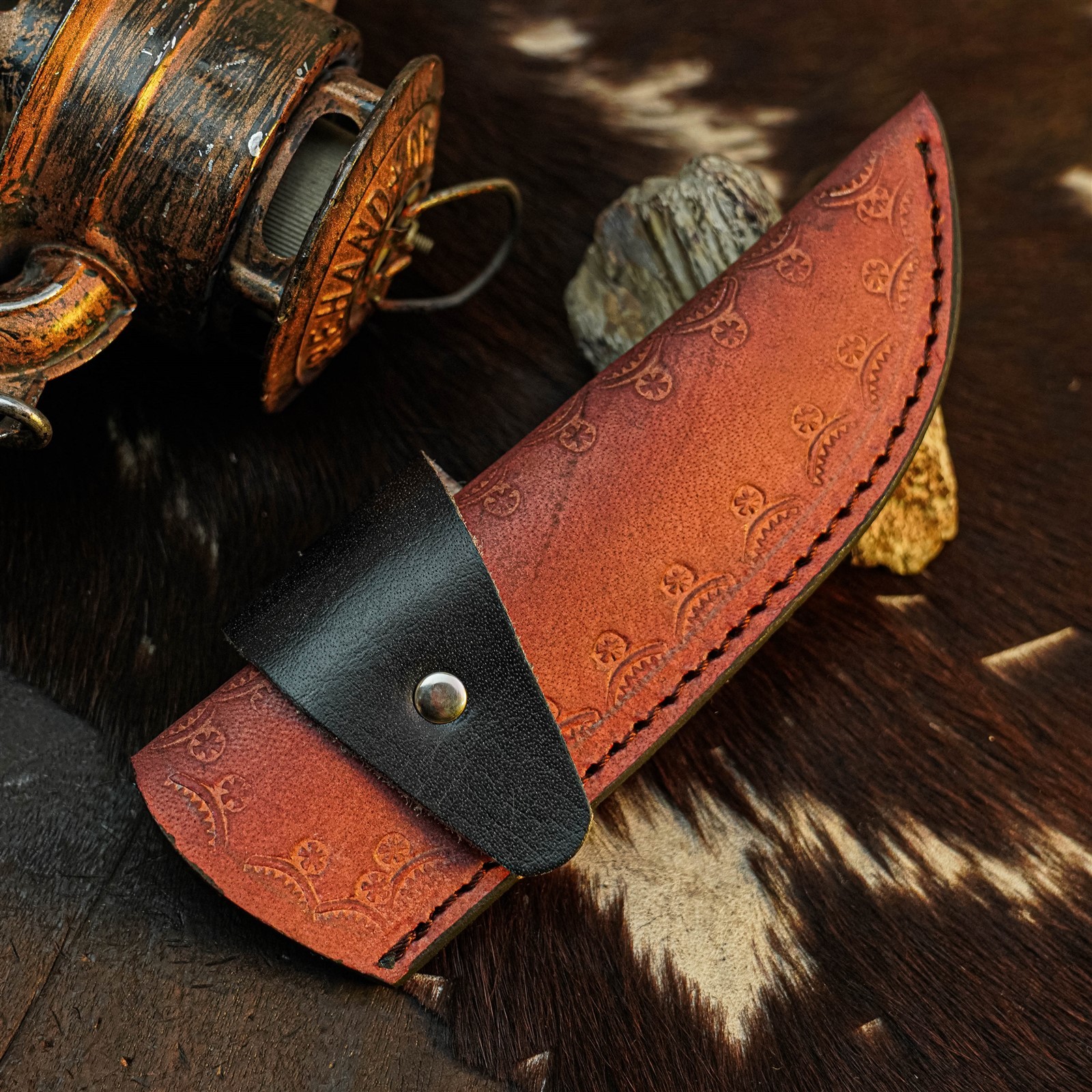 8.7″ Damascus Camping EDC Knife Full Tang Wood Handle Fix Blade + Sheath