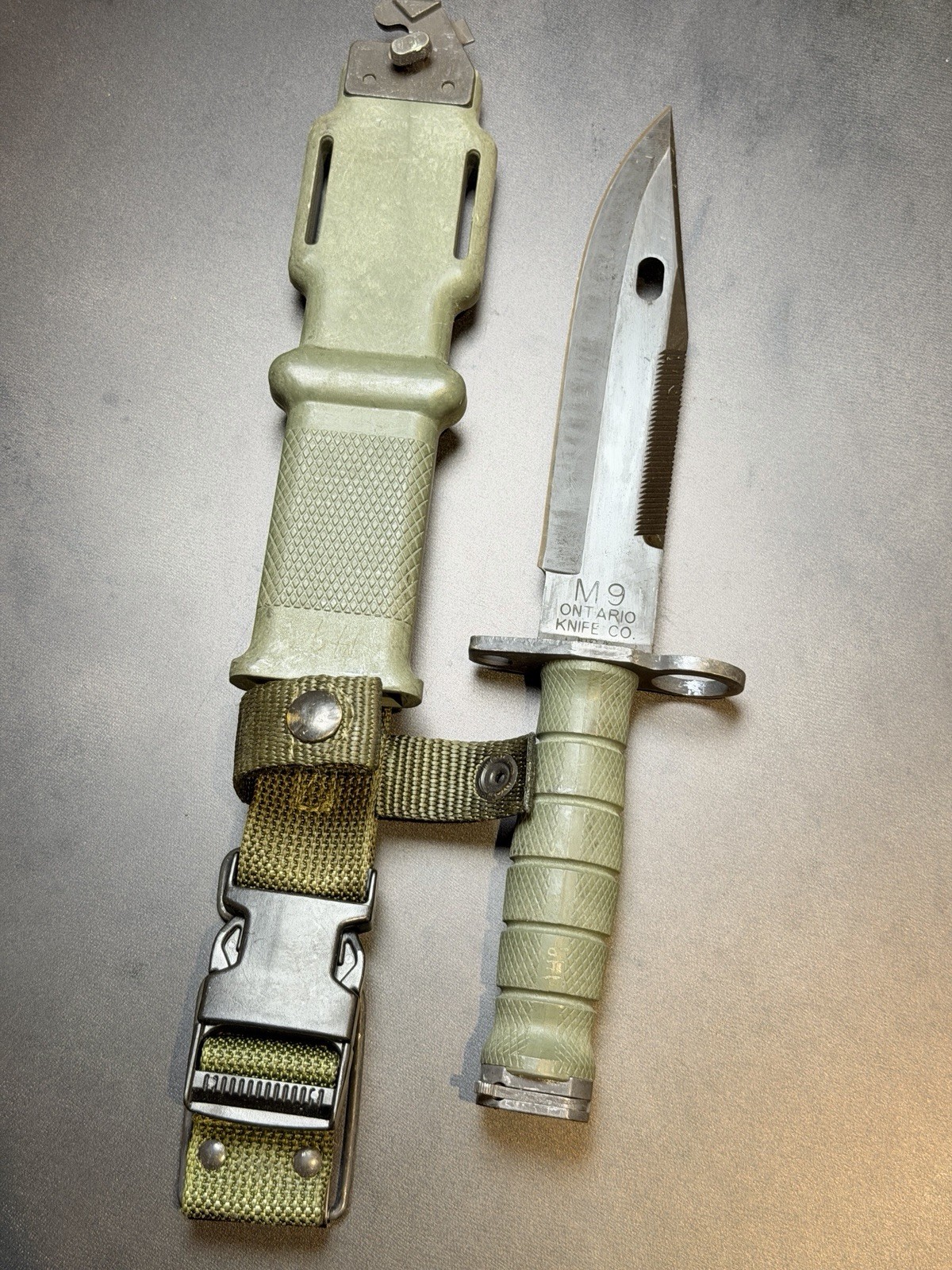 Ontario M-9 Bayonet Knife