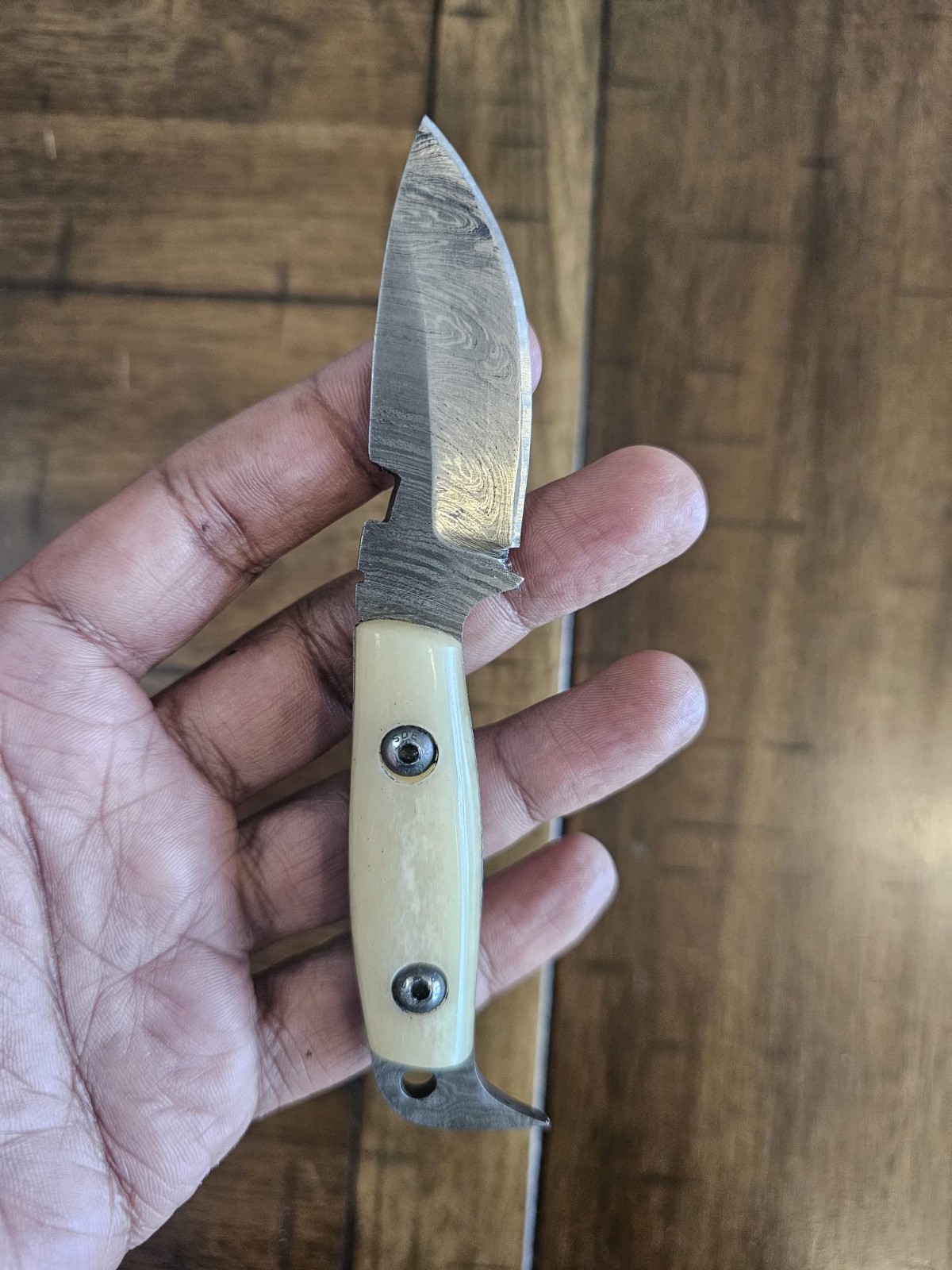 5.5″CUSTOM HANDMADE DAMASCUS BONE HANDLE KNIFE W/MOSAIC PIN & SHEATH 69/03