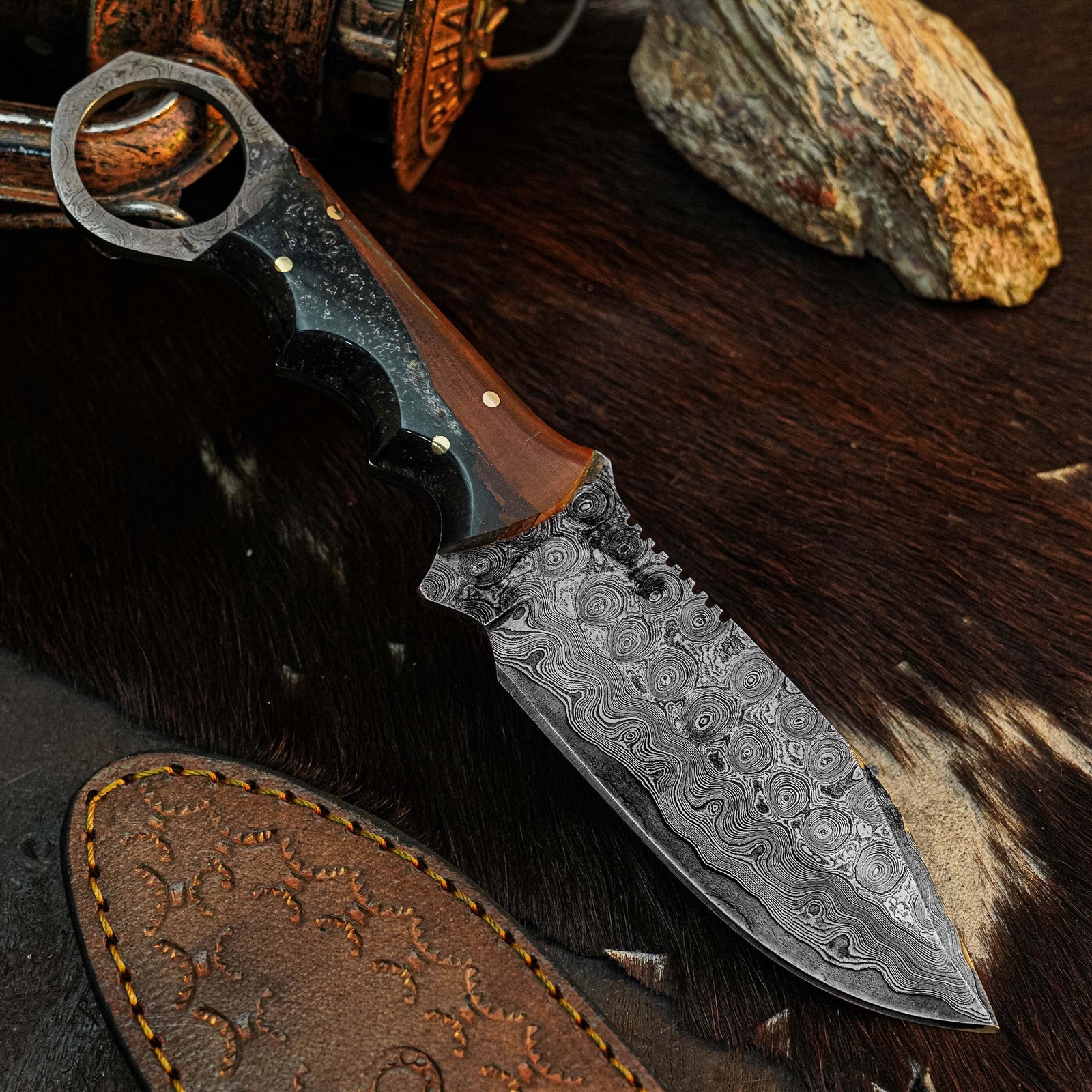 8.0″ Damascus Hunting Knife Full Tang Wood Handle Fix Blade + Sheath