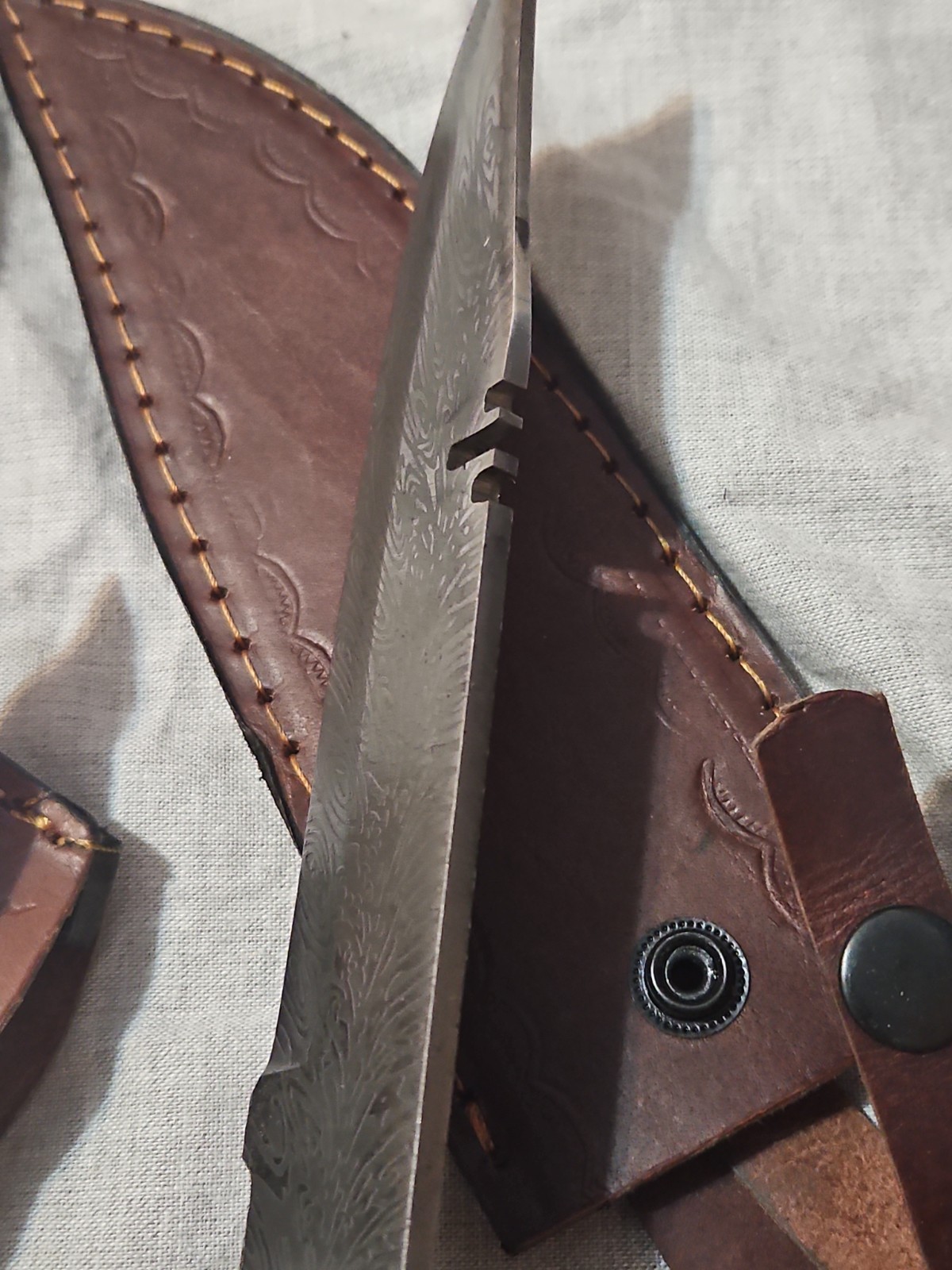 12.5 » Damascus Bowie Knife and 7″ Sidekick Buddy