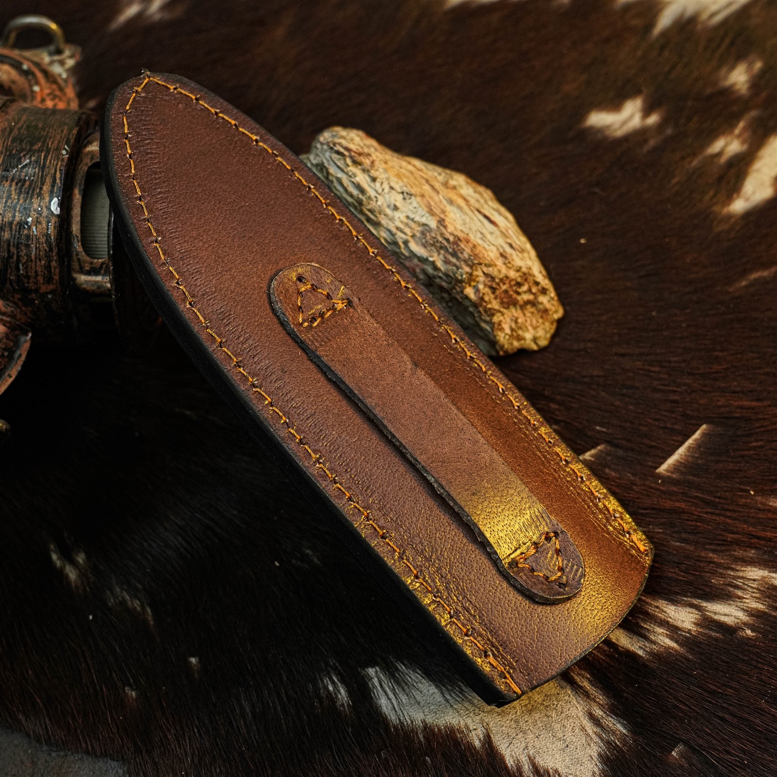 8.0″ Damascus Hunting Knife Full Tang Wood Handle Fix Blade + Sheath