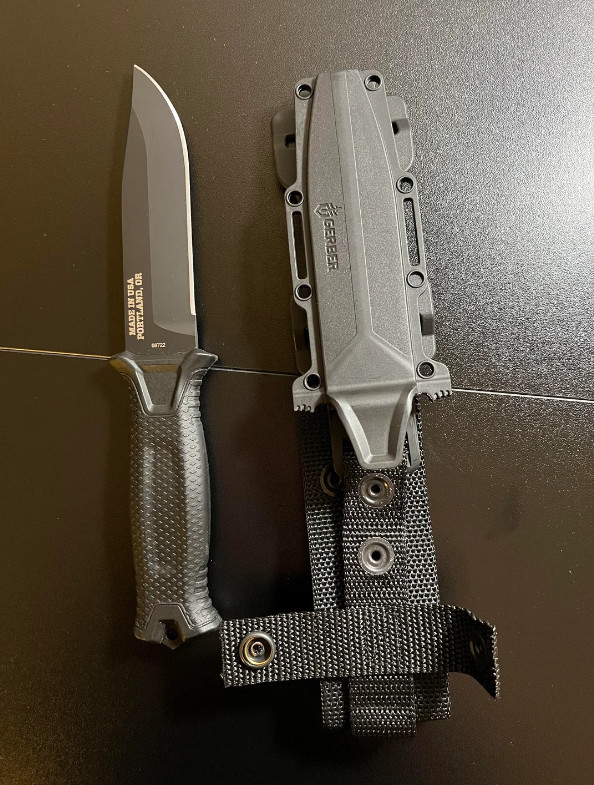 Gerber Black StrongArm Knife Fixed Blade Plain Edge Tactical Sheath New