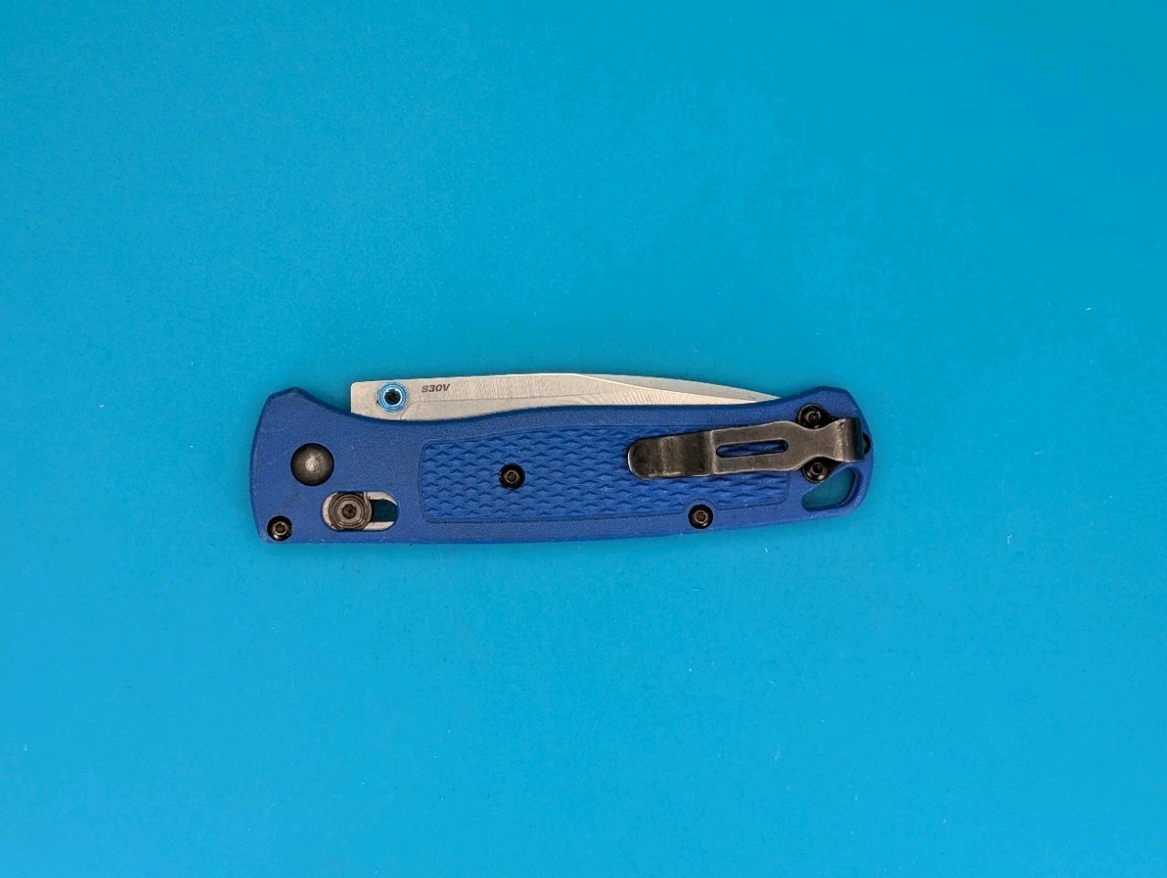 Benchmade Griptilian 535 Blue Handles 3.45″ S30V Satin Tanto Drop Point AXIS