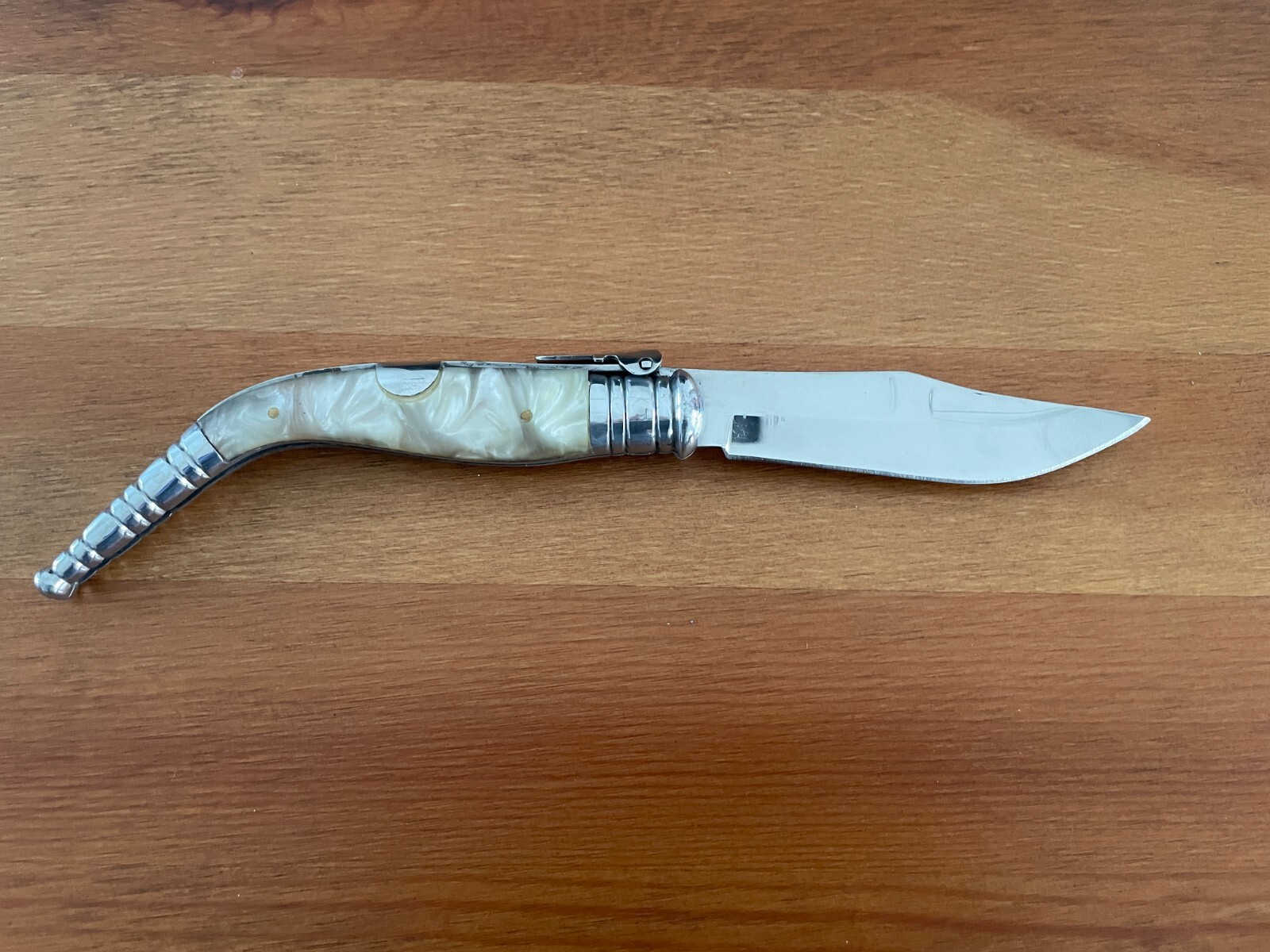 3.75″ Navaja Sevillana Bandolera Nacre Imitation Handle from Spain – US Seller