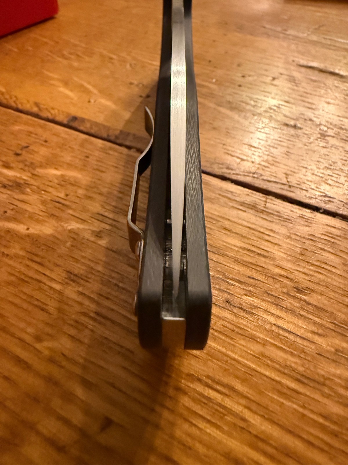 NEW! HSpyderco Bodacious Carbon Fiber Sprint Run – 3.63″ S90V Satin C263CFP90V