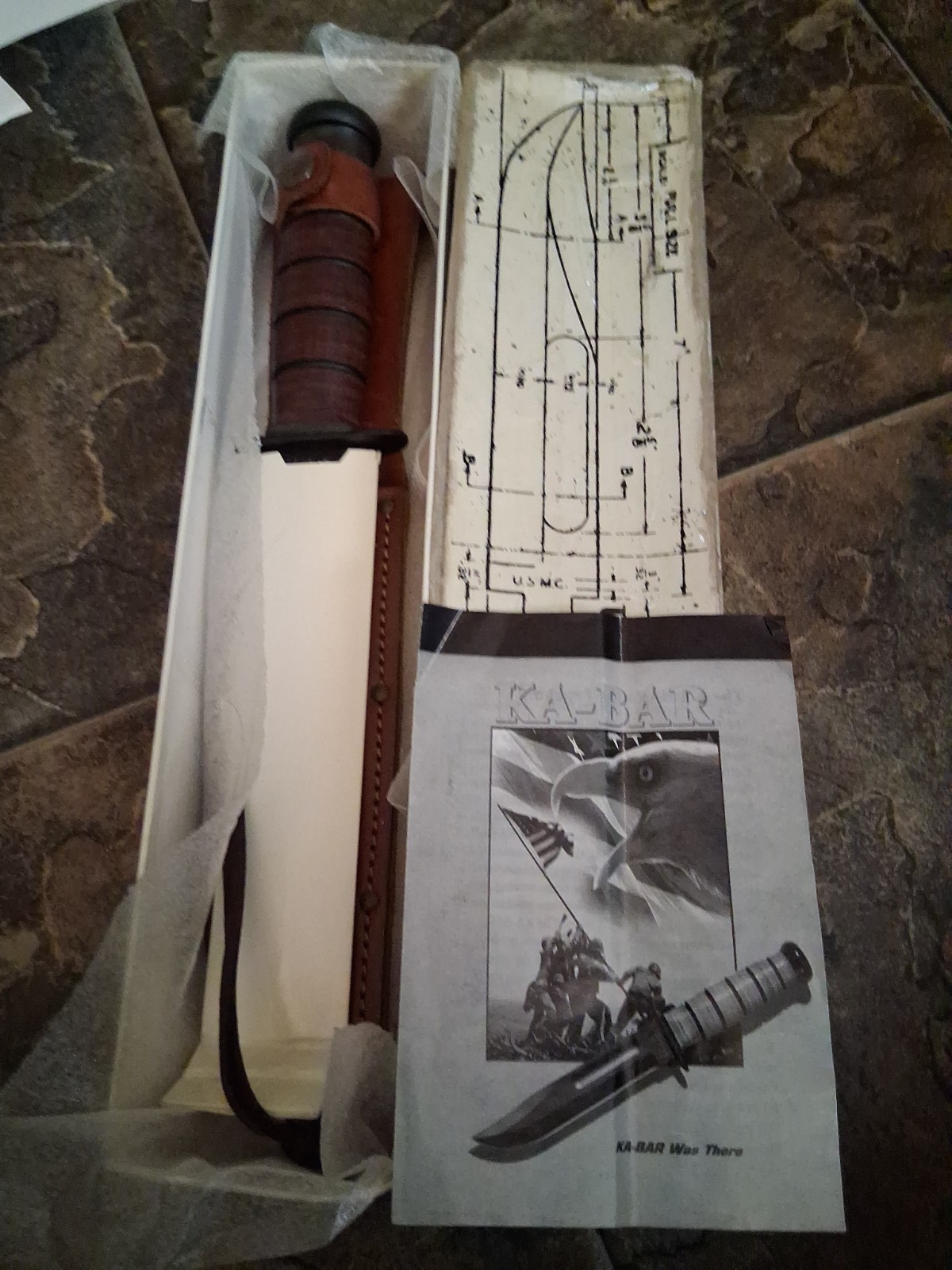 Vintage Ka-Bar USMC Fighting Knife 02-1217 w/ Box & Paperwork Olean NY Combat