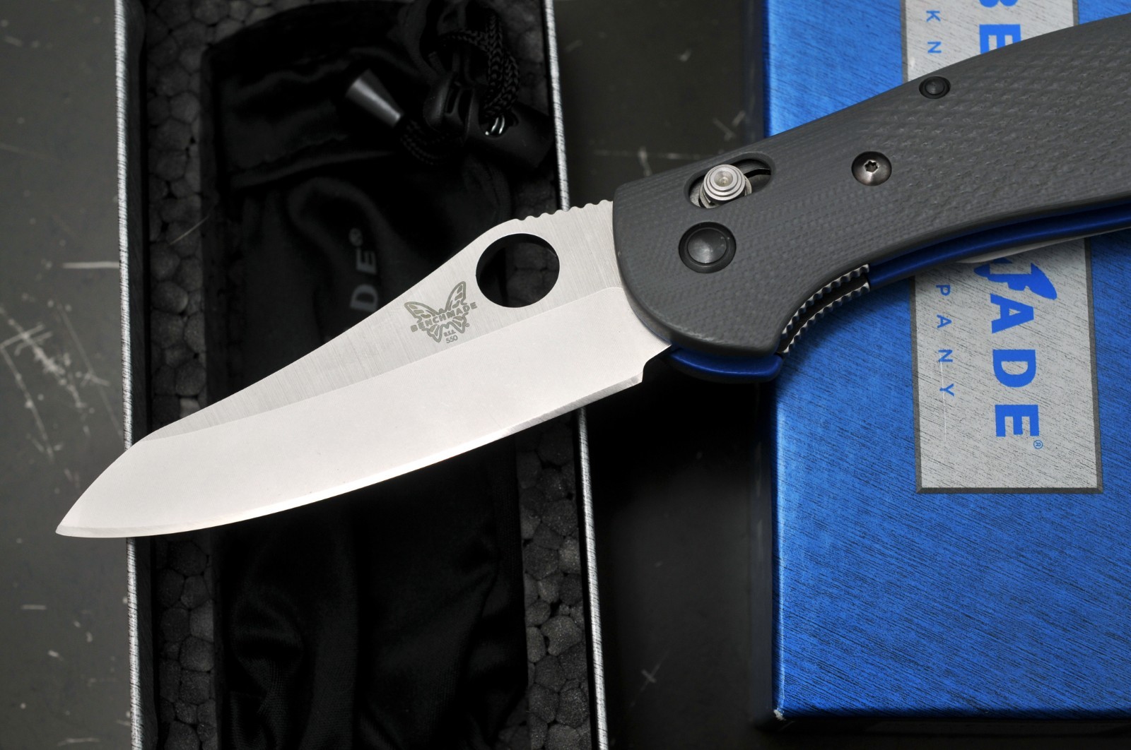 Benchmade 550-1 Griptilian 20CV Sheepsfoot Gray + Blue G10 , Rare / Discontinued