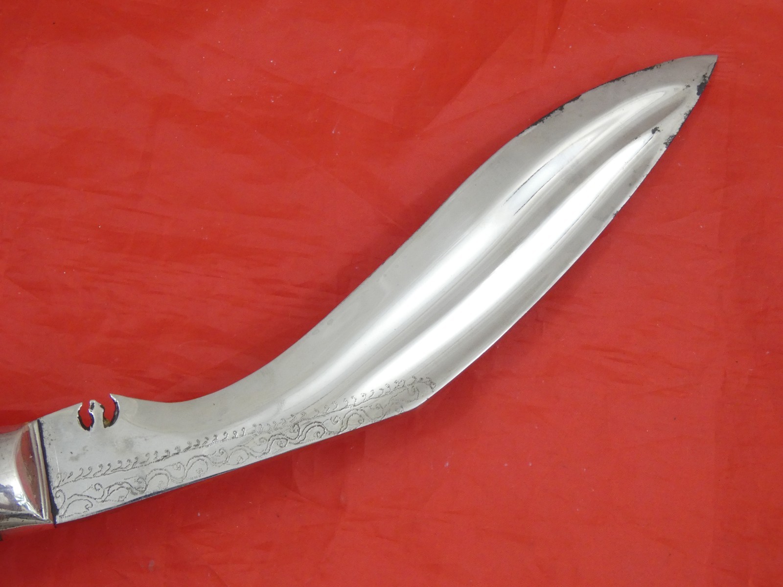EXCEPTIONAL QUALITY ANTIQUE SILVER MOUNTED KUKRI DAGGER NEPAL INDIA Gurgha Sword