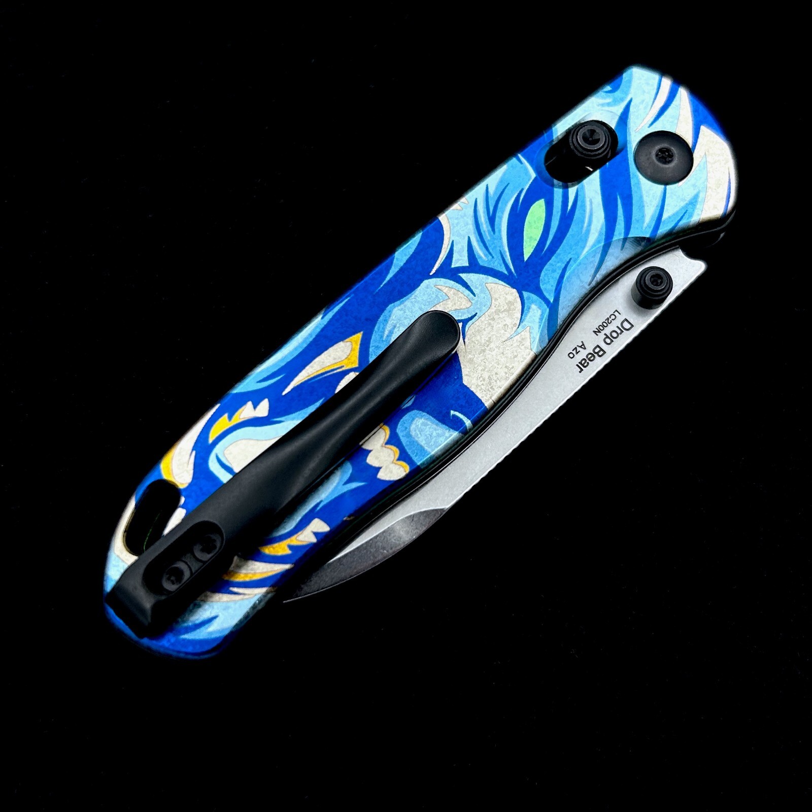 Kizer Azo Drop Bear Ki3619A3 Clutch Lock Knife Titanium (3″ Stonewash) Wolf Ano