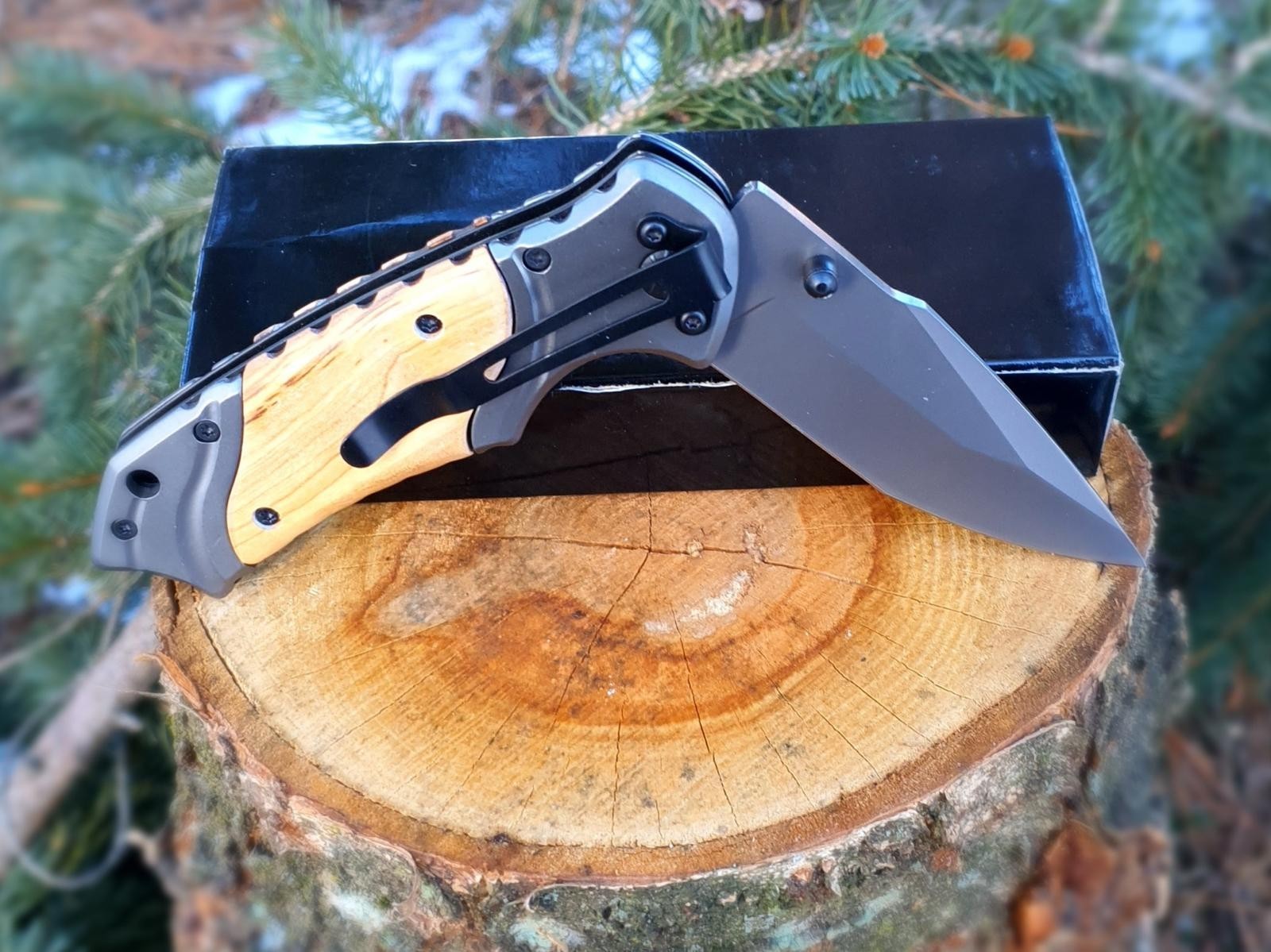 Handcrafted Wood Handle Folding Pocket Knife (3 Variations)