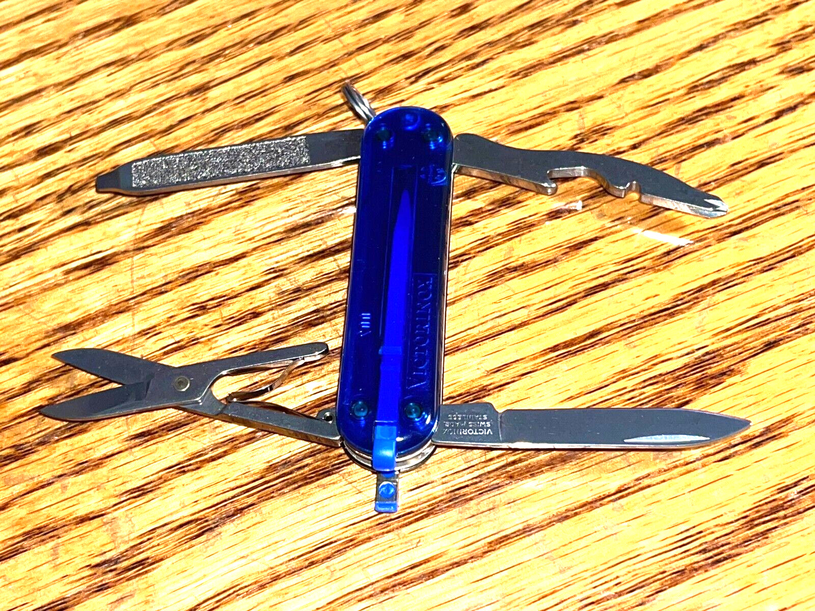 NEW in Box Victorinox Swiss Army 58mm Knife RAMBLER Sapphire Blue 0.6363.T2