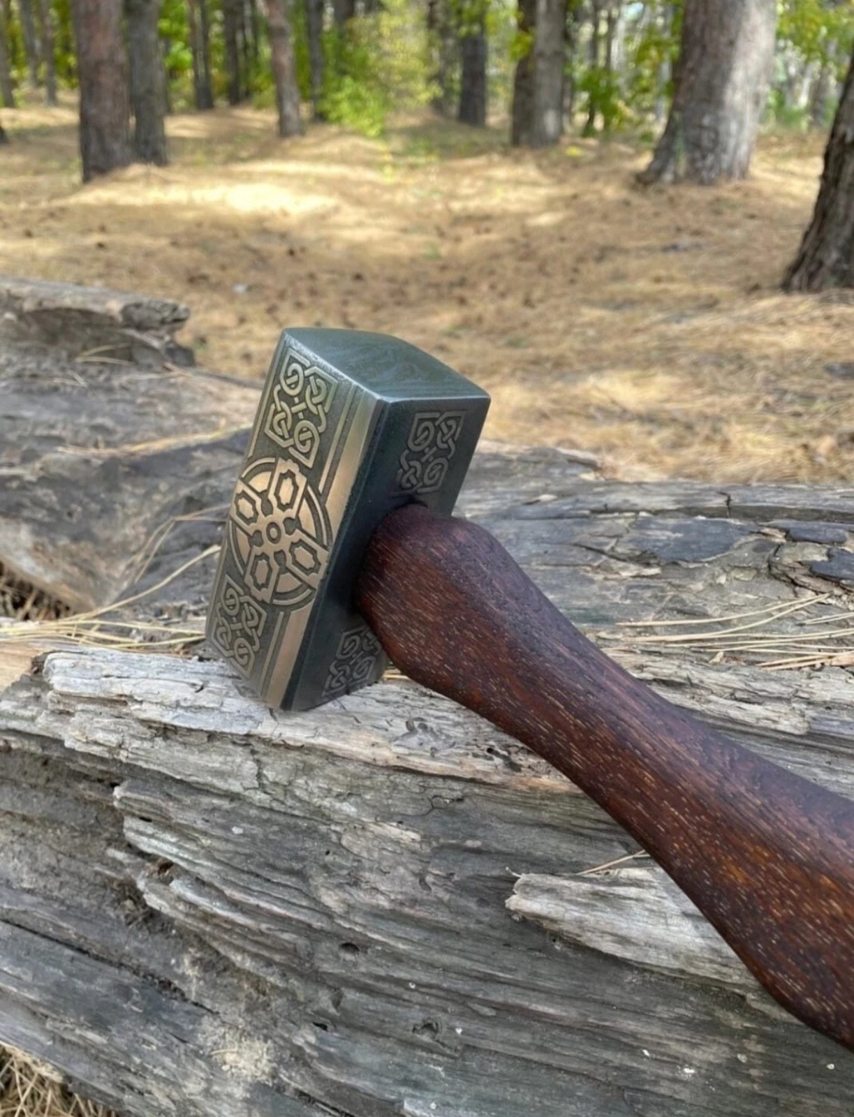 CUSTOM HANDMADE DAMASCUS STEEL VIKING HAMMER VALNUT, MJOLNIR HAMMER . BM