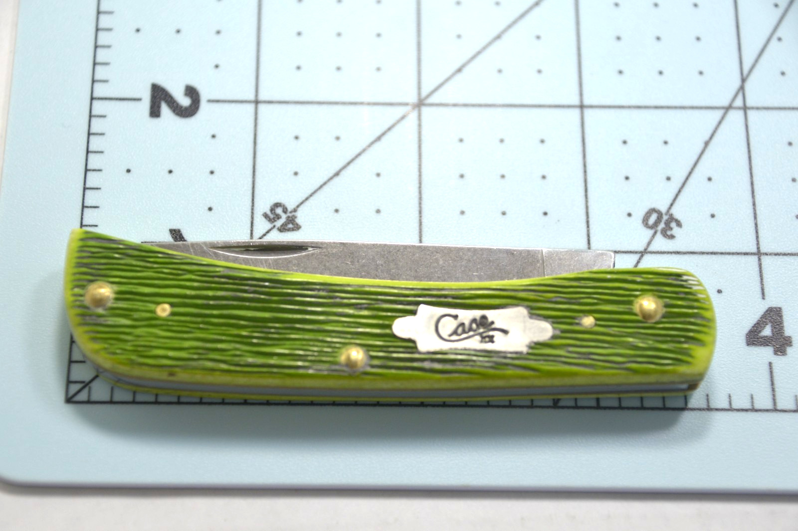 Case XX 2024 Lime Green Barnboard Jig Sod Buster Jr. (6137 SS)