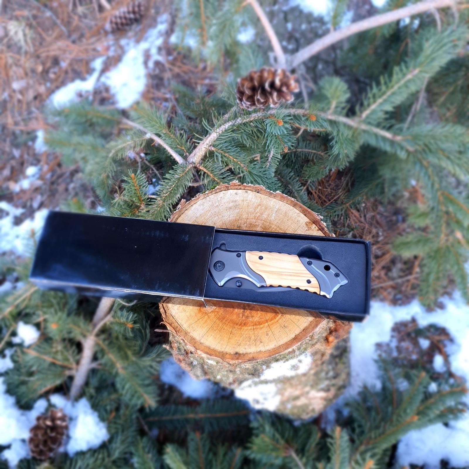 Handcrafted Wood Handle Folding Pocket Knife (3 Variations)