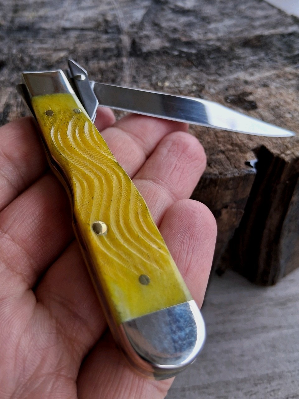 Case XX No. 75317 Yellow Bone Platts Jig Cheetah Cub (611 1/2L SS)