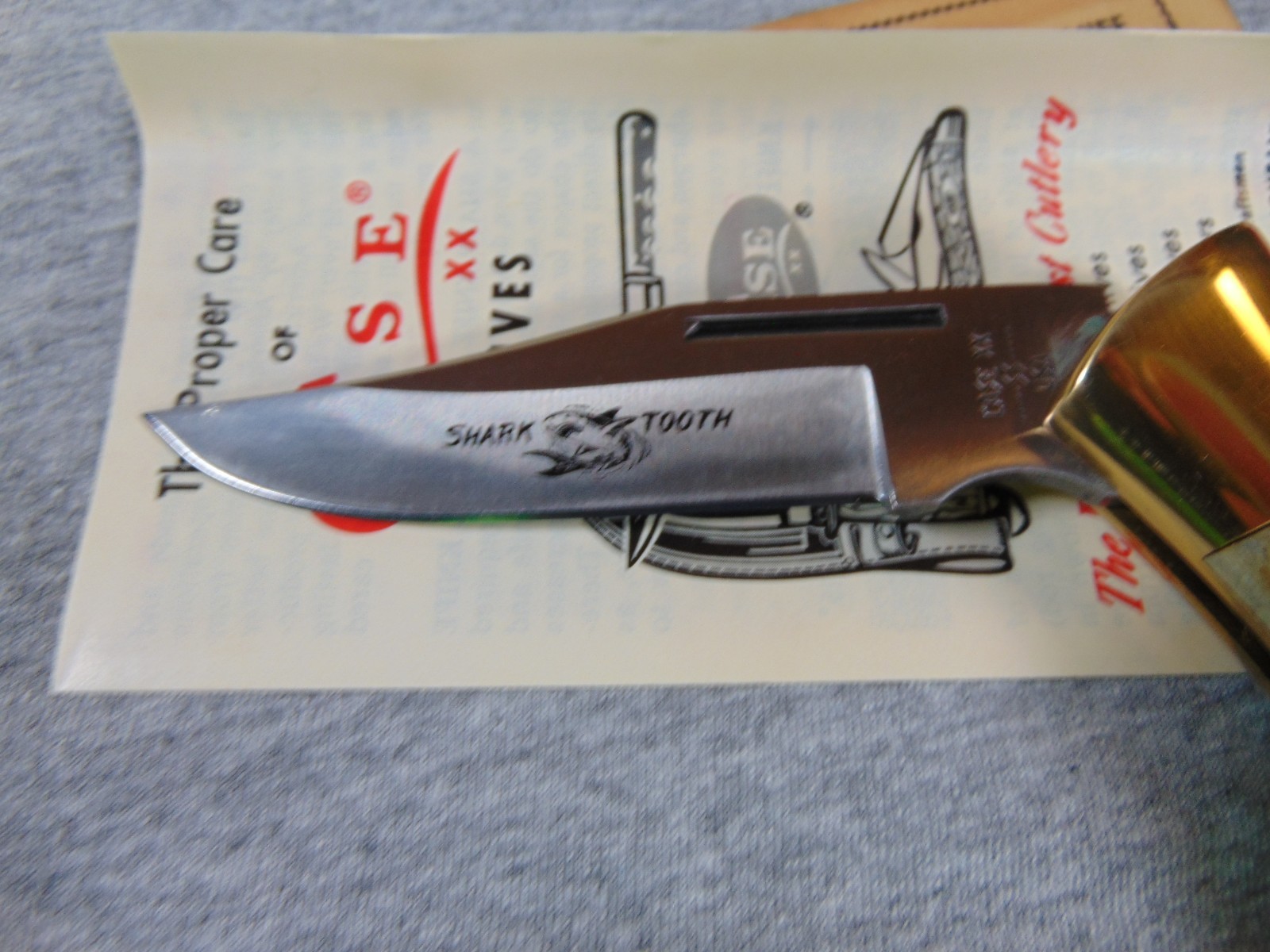 Vintage Case XX Shark Tooth P197 SSP Lock Back Knife Box & Sheath 1980 new