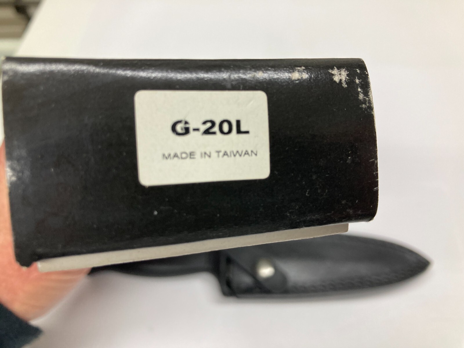 Fixed Blade Knife, Silver Blade, with Leather Sheath G-20L