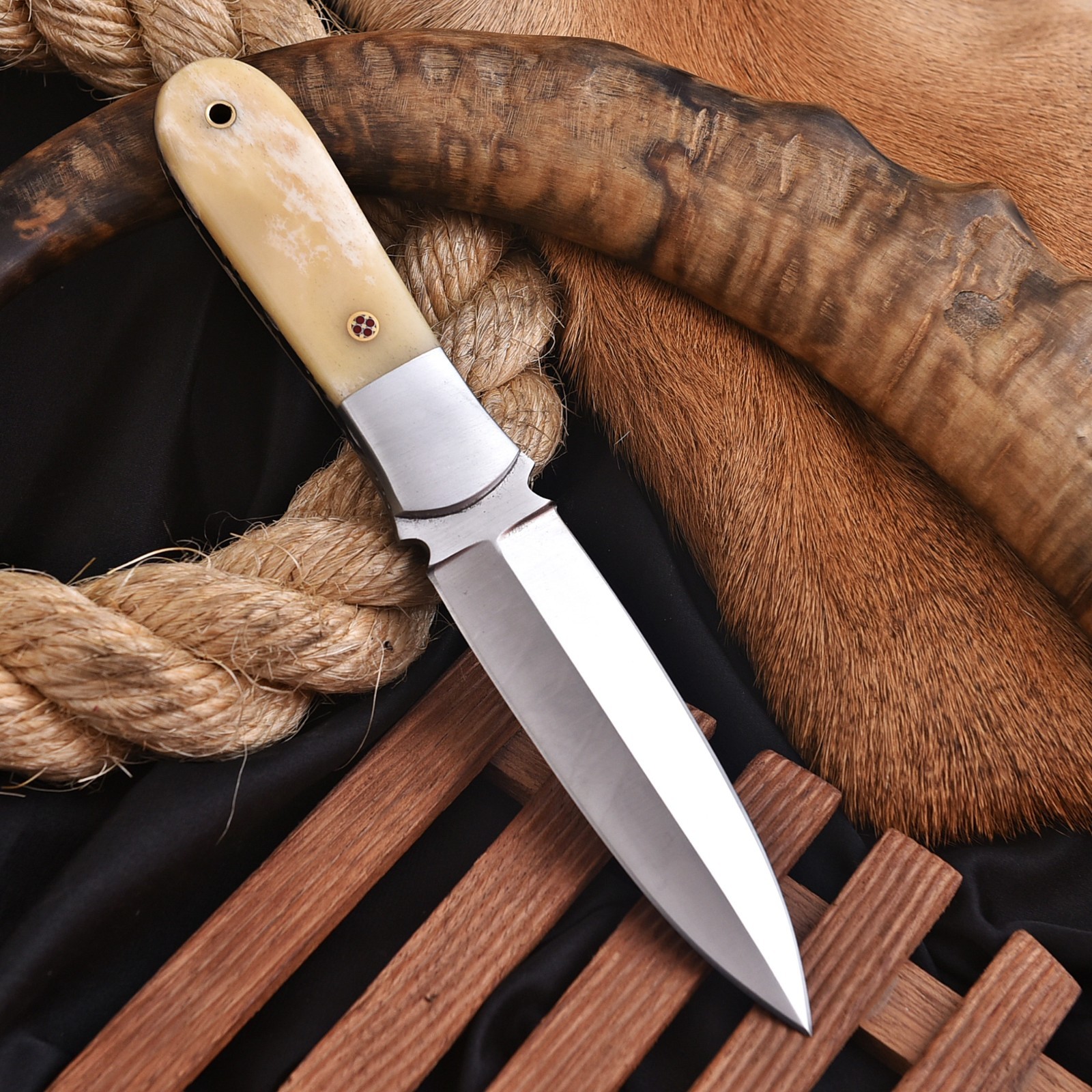 Handmade D2 Custom Camel Bone Dagger Camping Sport EDC Knife w/Sheath