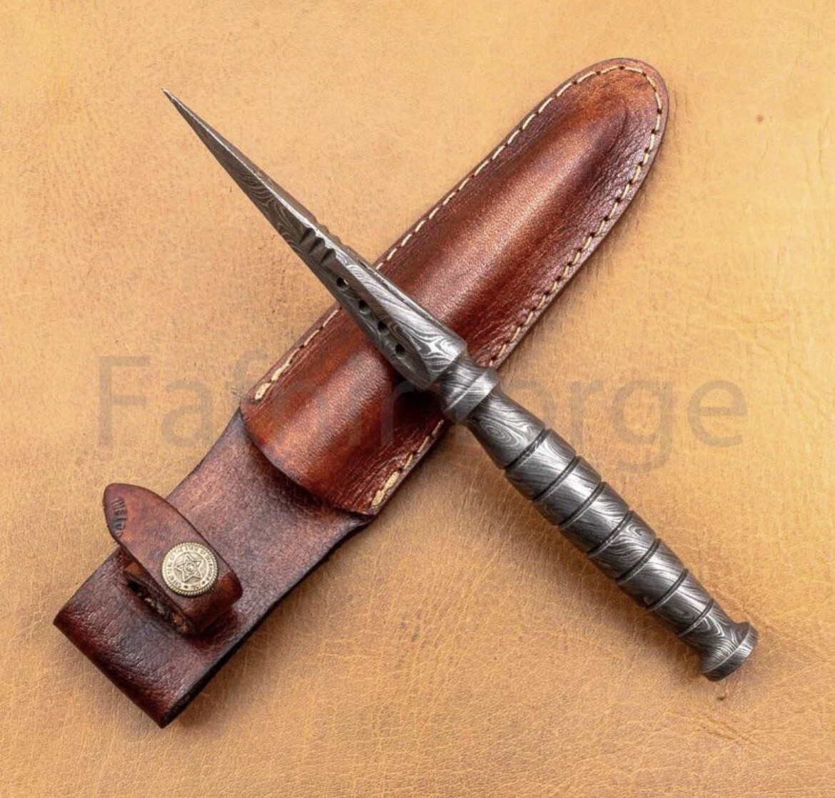 Handmade DAMASCUS STEEL Hunting Dagger Survival Boot KNIFE Full Tang Combat