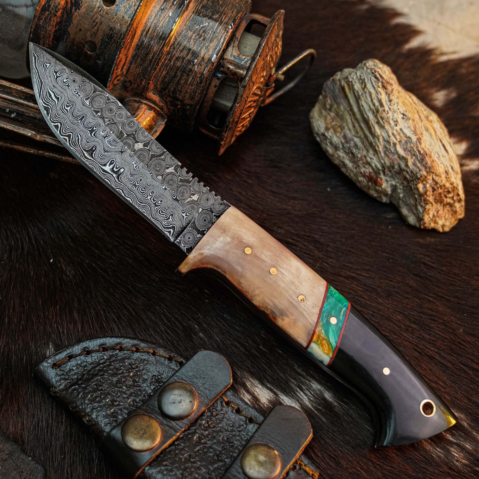 8.7″ Clip Point Knife Damascus Hunting EDC Full Tang Blade Hybrid Handle