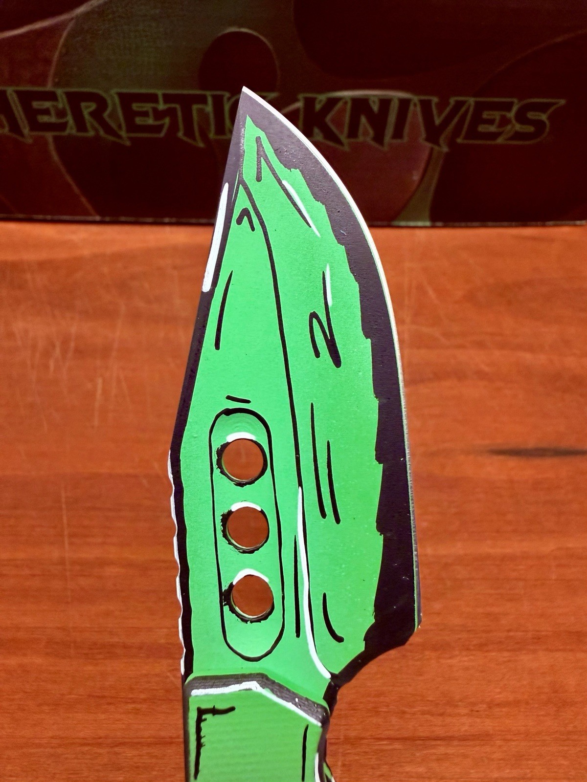 Heretic Kobold Bowie Cel Shade Toxic Green MagnaCut Fixed Blade Sheath BNIB