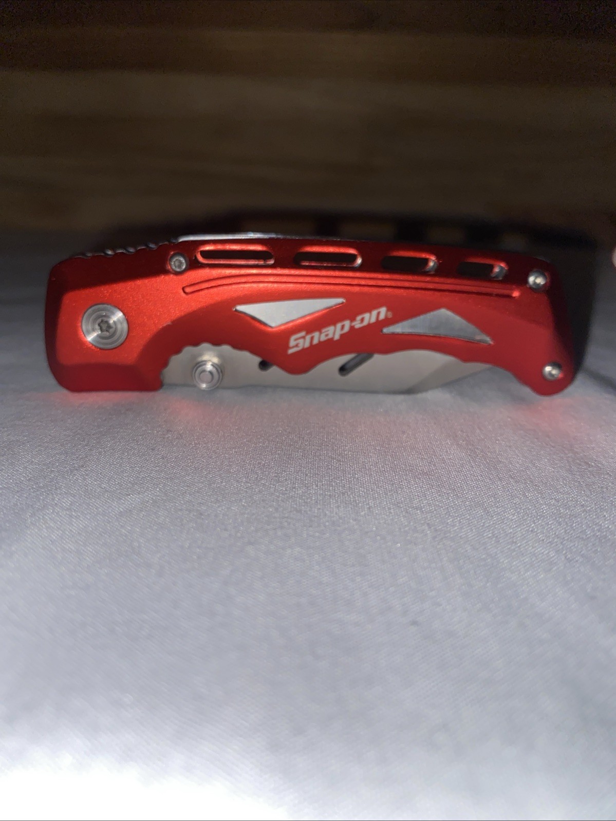 Snap-on Red Anodized Handle Pocket Knife 2.75in BladeRange Stainless Steel Blade