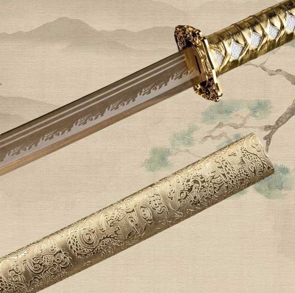 Gold Japanese Dragon Samurai Katana Steel Blade Full Tang Gold Engraved Scabbard