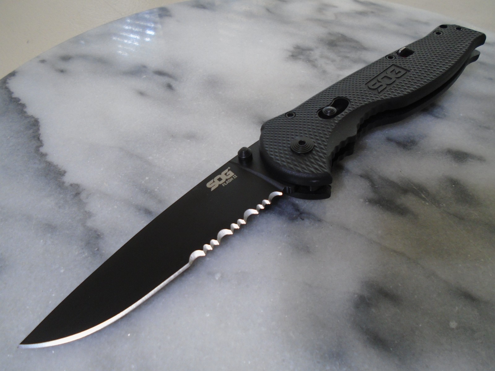 SOG Flash II Assisted Open Pocket Knife Arc Lock Folder Aus-8 TFSA-98-42-102 New