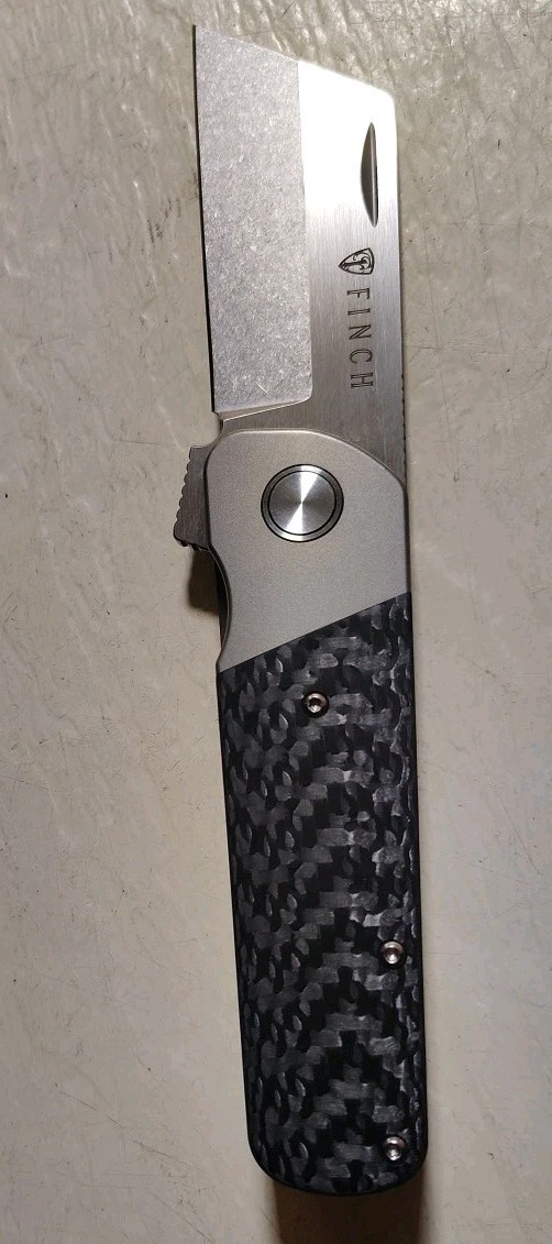 Finch Knife Co RUNTLY XL Dark Side Flipper 3.15″ M390 Wharnie Ti w/CF Handle