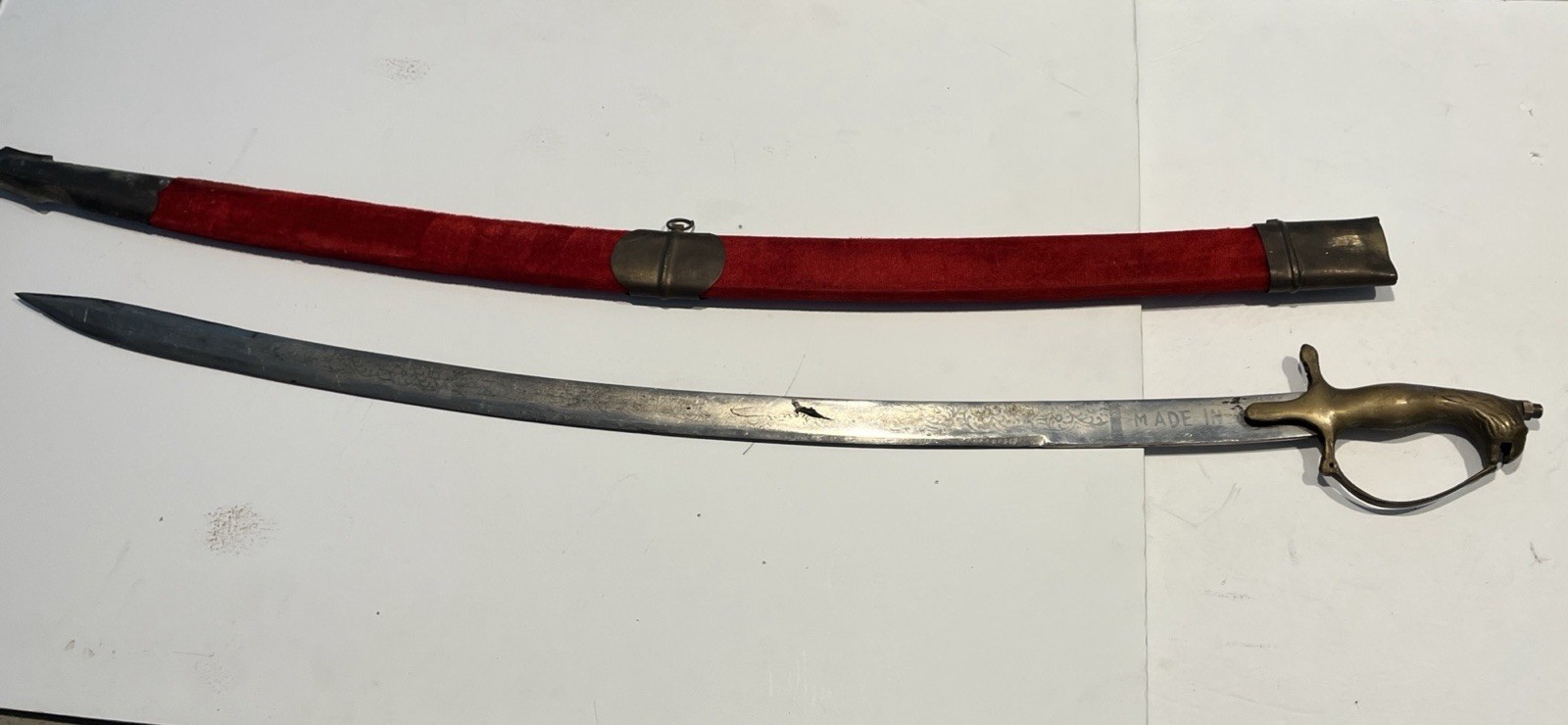 Vintage Sword Made in India Persian Red Velvet Sheath 30”Blade Antique Rare