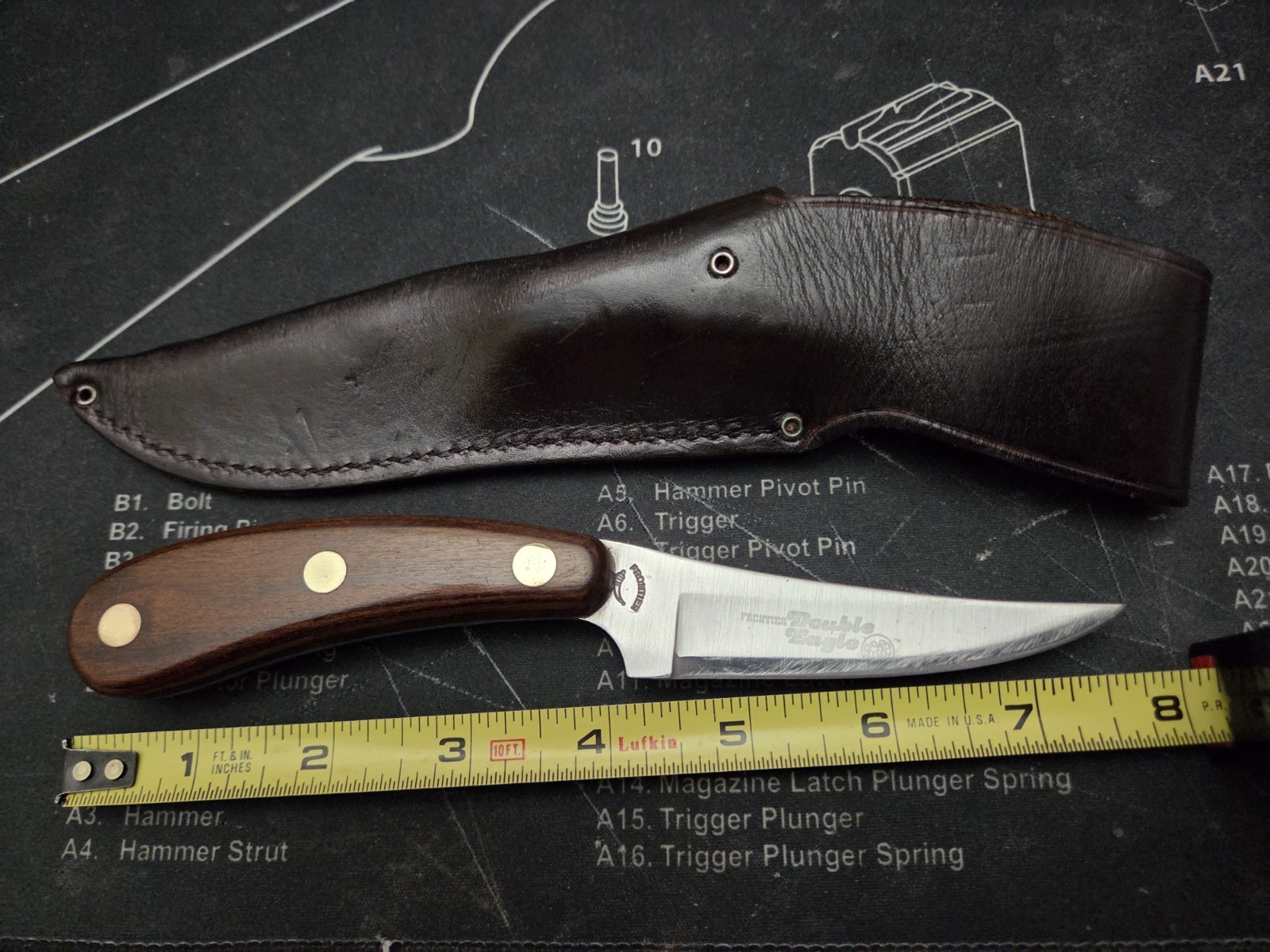 Frontier Double Eagle Mod. 415 Fixed SS USA with Leather Sheath By Imperial.