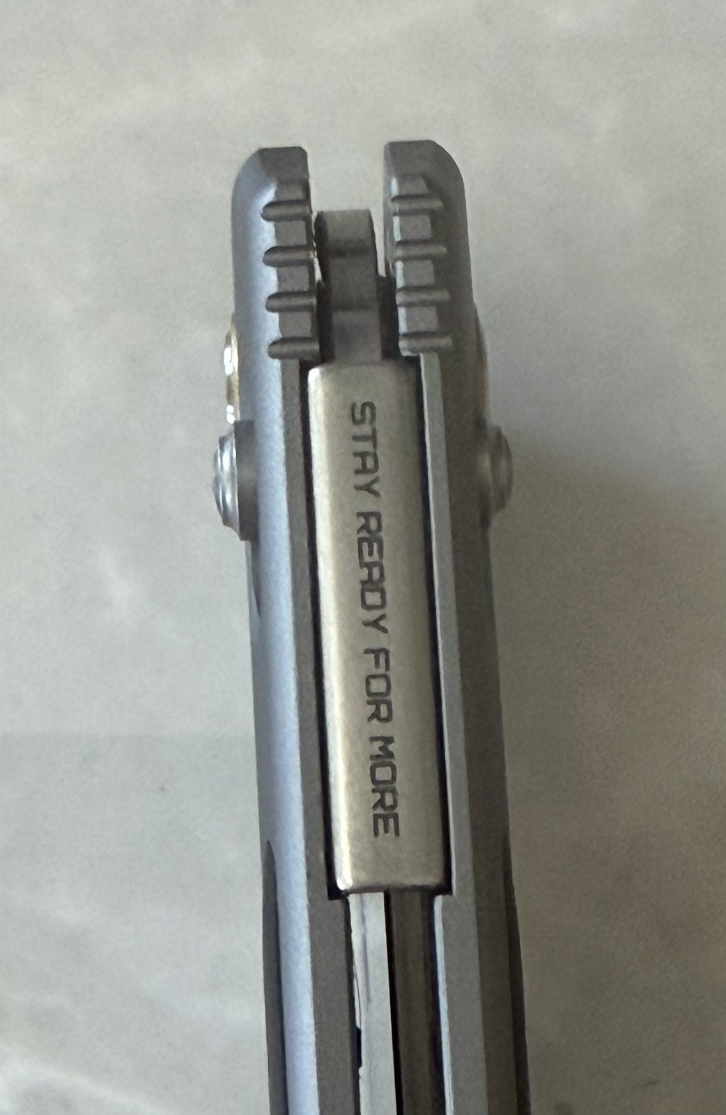 SRM 259L-AK Gray Aluminum Ebony Inlay 14C28N Stainless Blade Crossbar Lock.