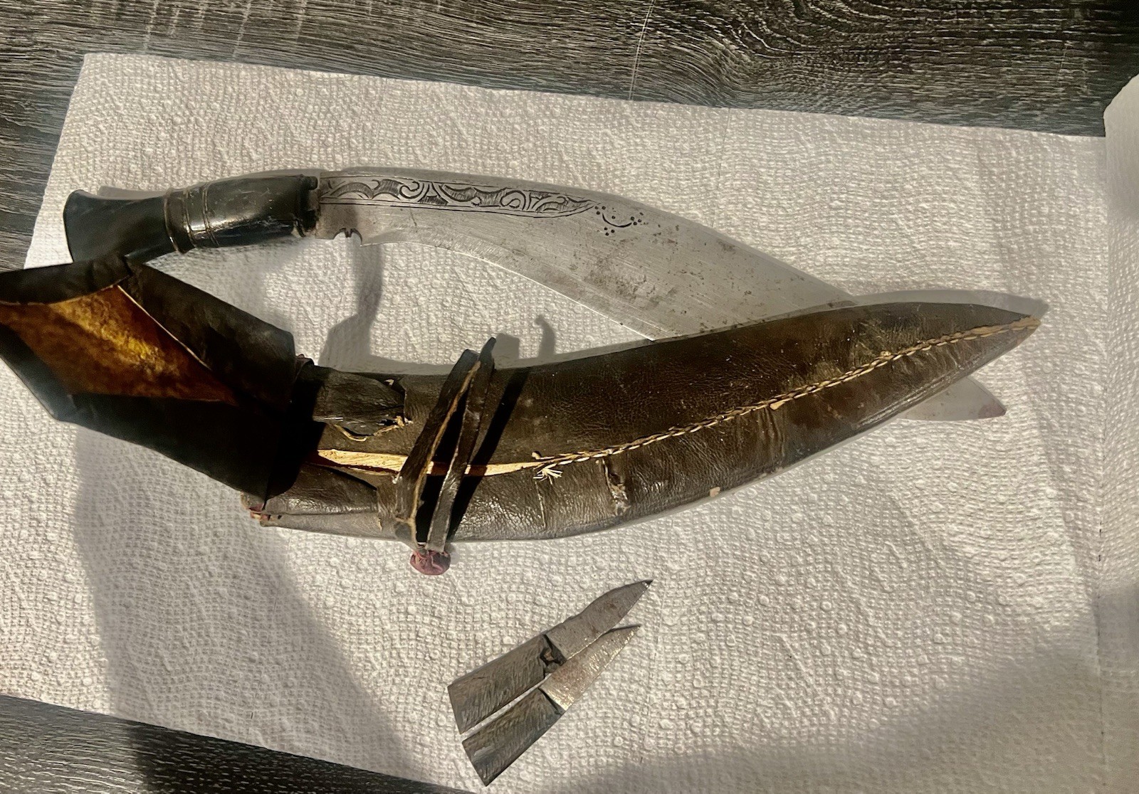 Antique Nepalese India Kukri With Horn Handle Scabbard, Karda, & Chakmak.