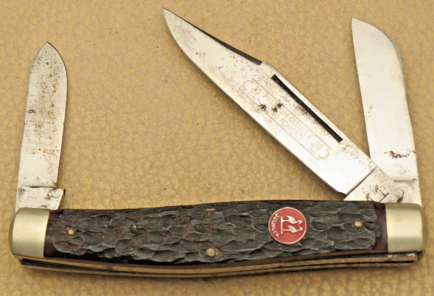 Vintage KISSING CRANE Solingen Stockman Knife Bone Handles – Unused with Tarnish