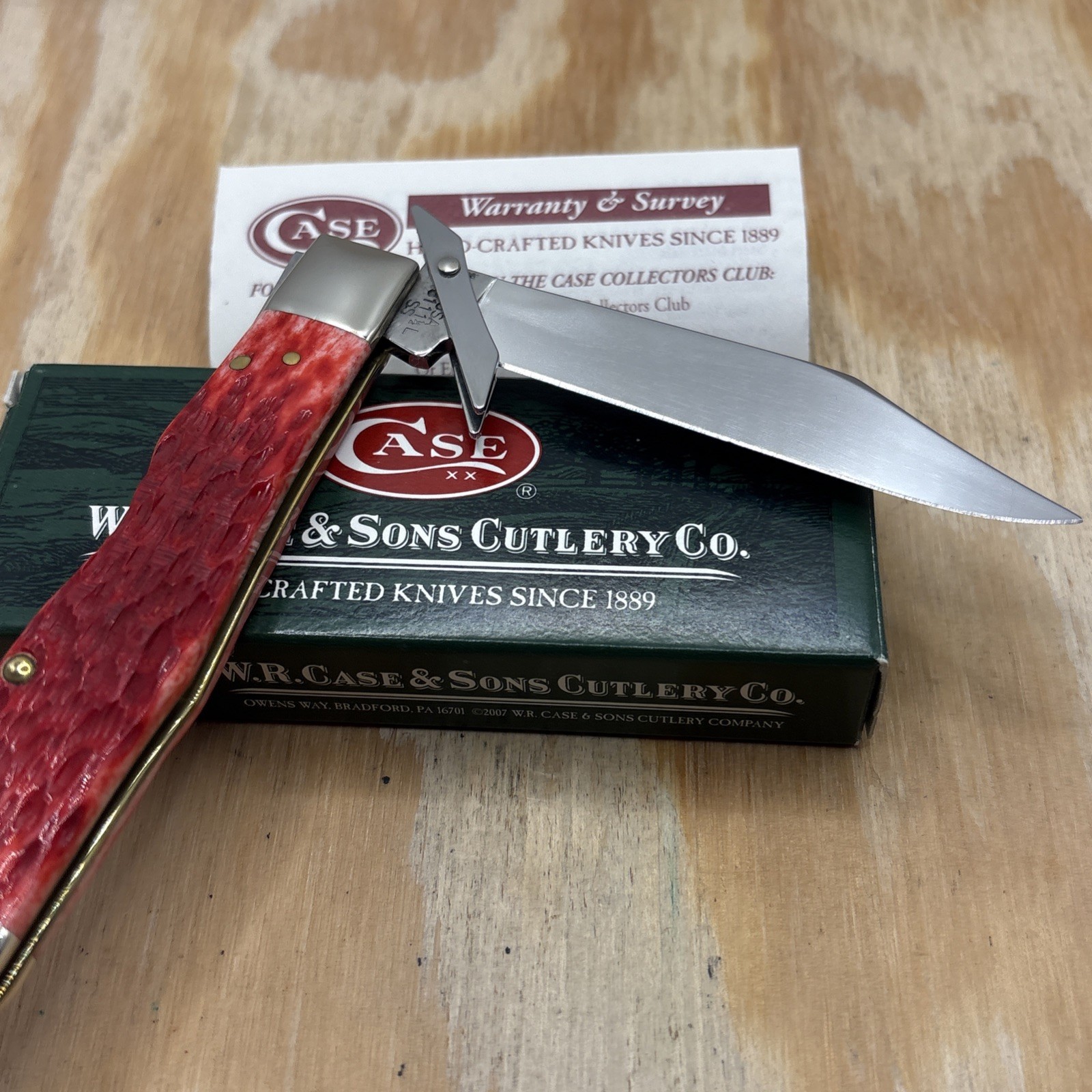 Case XX 2004 6111 1/2 Red Silver Script Cheetah Knife – Unused Excellent